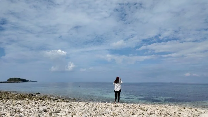 Tuvalu 🇹🇻 Where the runway becomes the meeting point of the island 🏝️