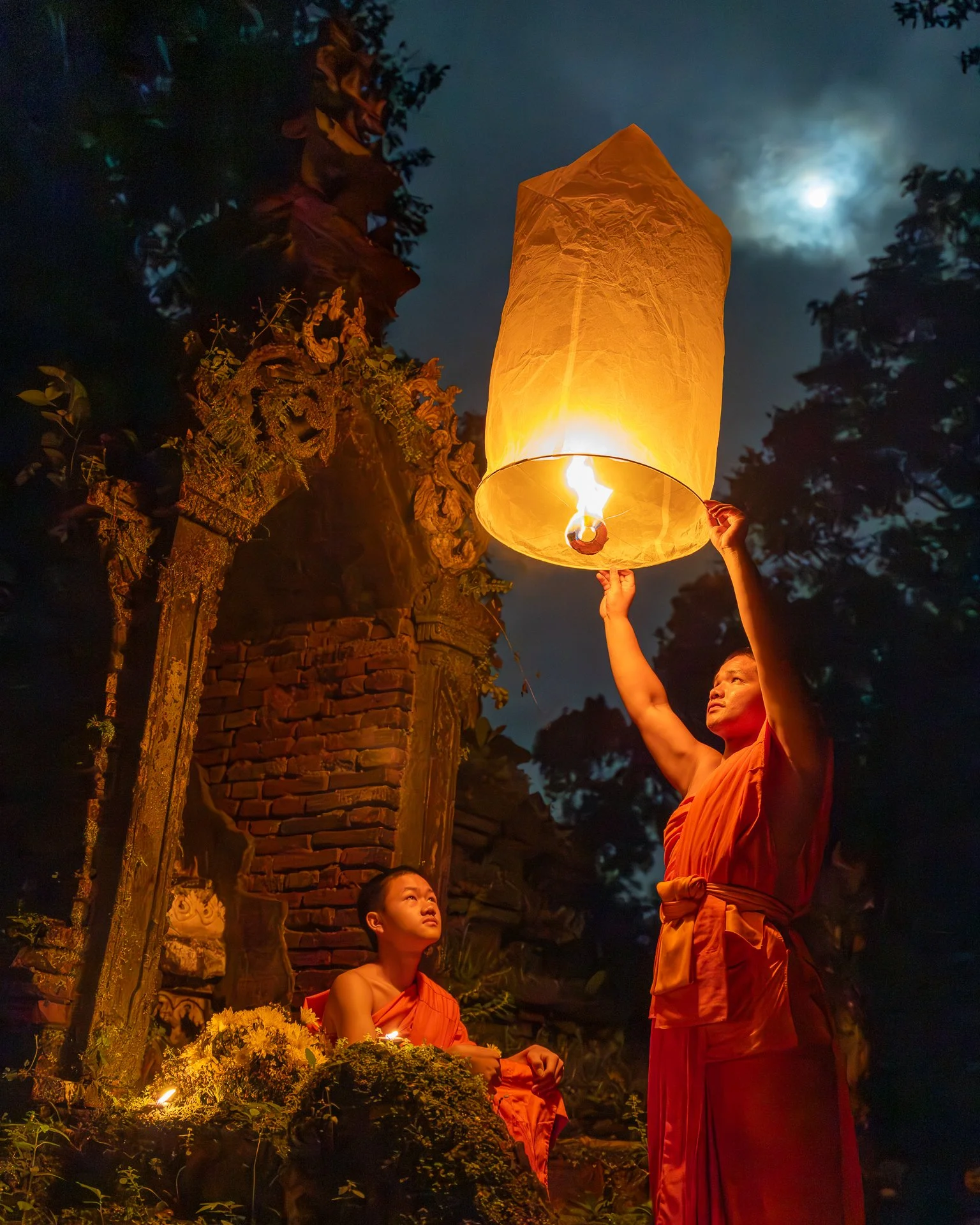 Offering Veneration to the Heavens : Mark Overgaard