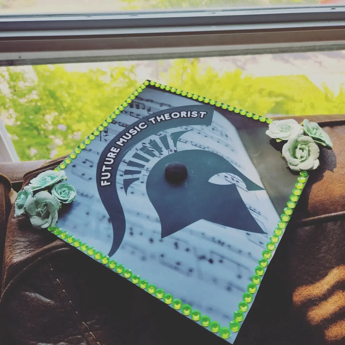 I'm officially a master of science ✨️

Being at Syracuse University was hard, not because of the classes (those were easy), but because I never felt comfortable where I was.

I took these two years as a period of growth - a period where I can realign