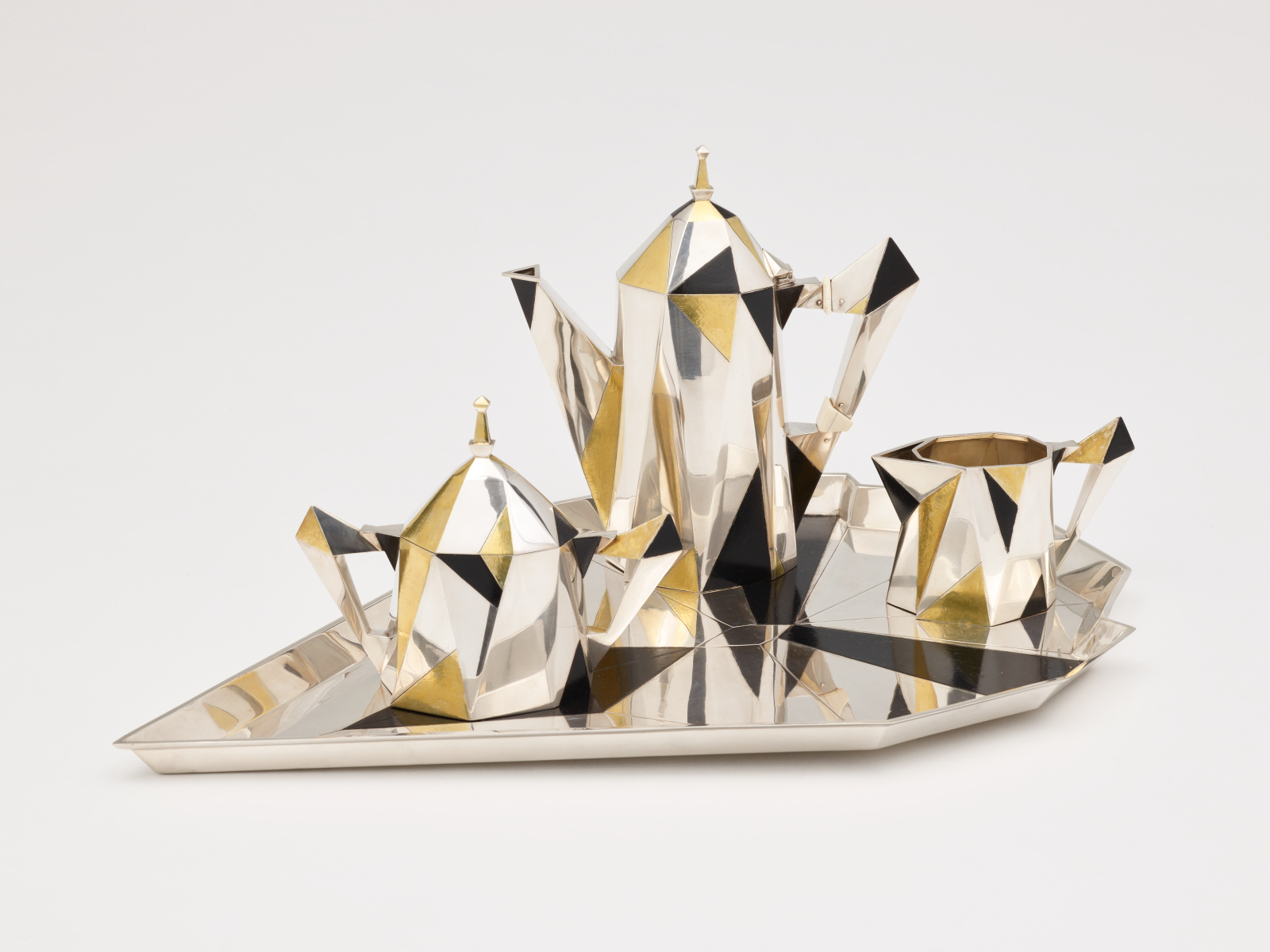 Lecture by Elizabeth Williams - Recasting American Silver in the Modern Age: The Gorham Manufacturing Company and Erik Magnussen 1925-1929