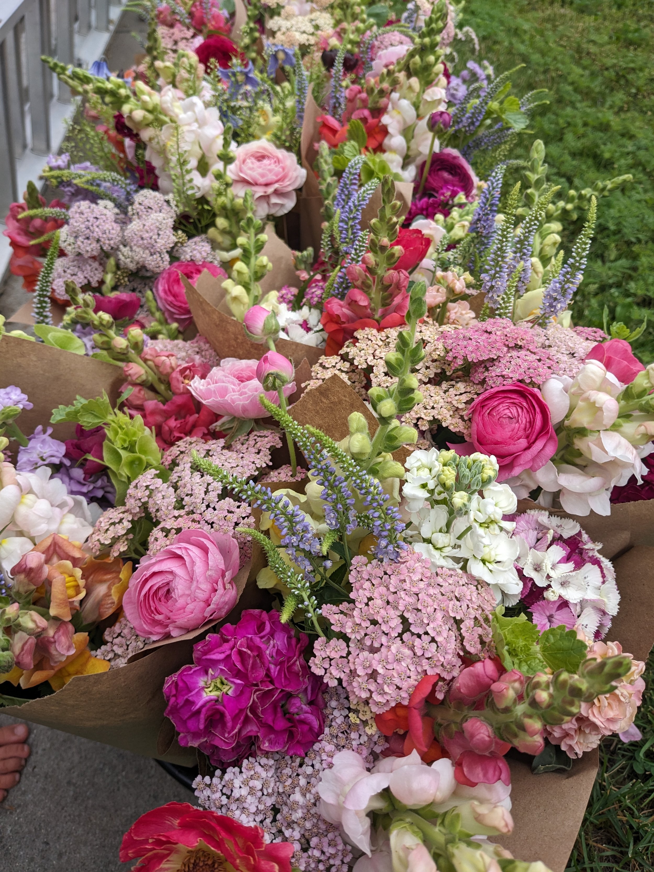 junebouquets1.jpg