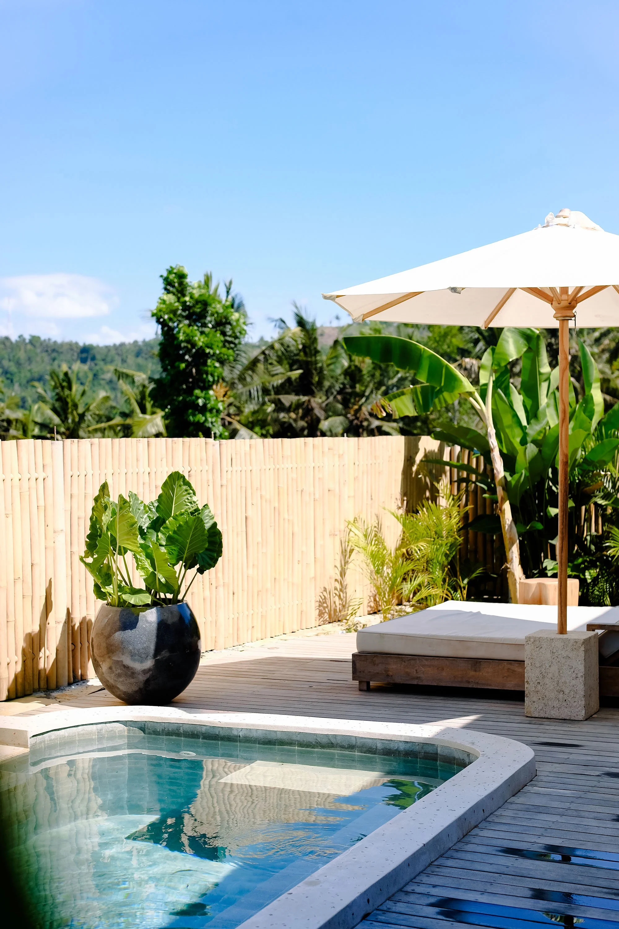 Lembah Lombok Carrousel 2 - 14.jpeg