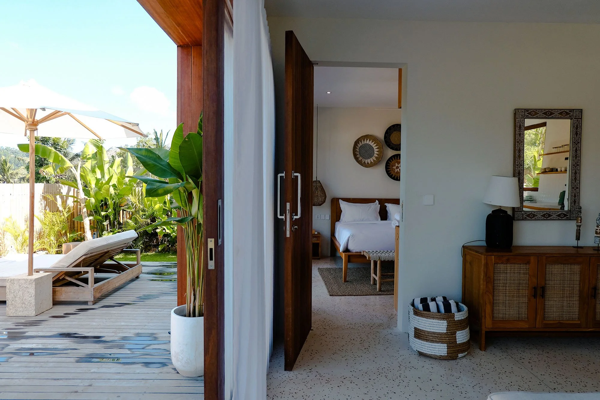 Lembah Lombok Carrousel 2 - 9.jpeg