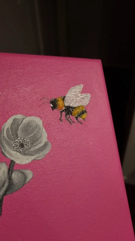 Was a busy bee at the Hawea Market on Sunday! 🐝 I've not played with oil paints for ages either but I think it came out ok
#nzart #art #nzartist #realism #painting #oilpainting #oilpaint #buzzybee #beepainting #varnsyart @lisilinka.watercolors #ha