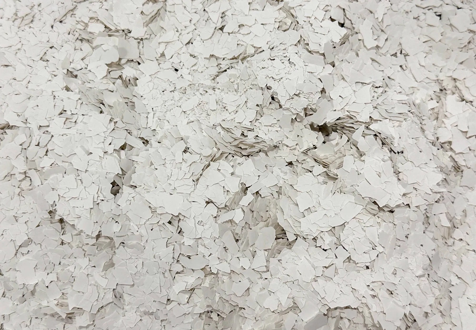 White (L) - Plain Flake Range