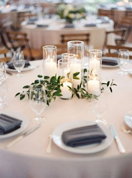 5' Round Table_5.jpg