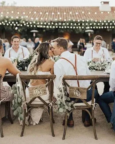 Mr_&_Mrs_Wood_Chair_Sign_0.jpg