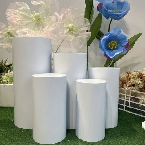Round Pedestal Display - Set of 5.jpg
