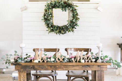 Sweetheart_Farm_Table_0.jpg