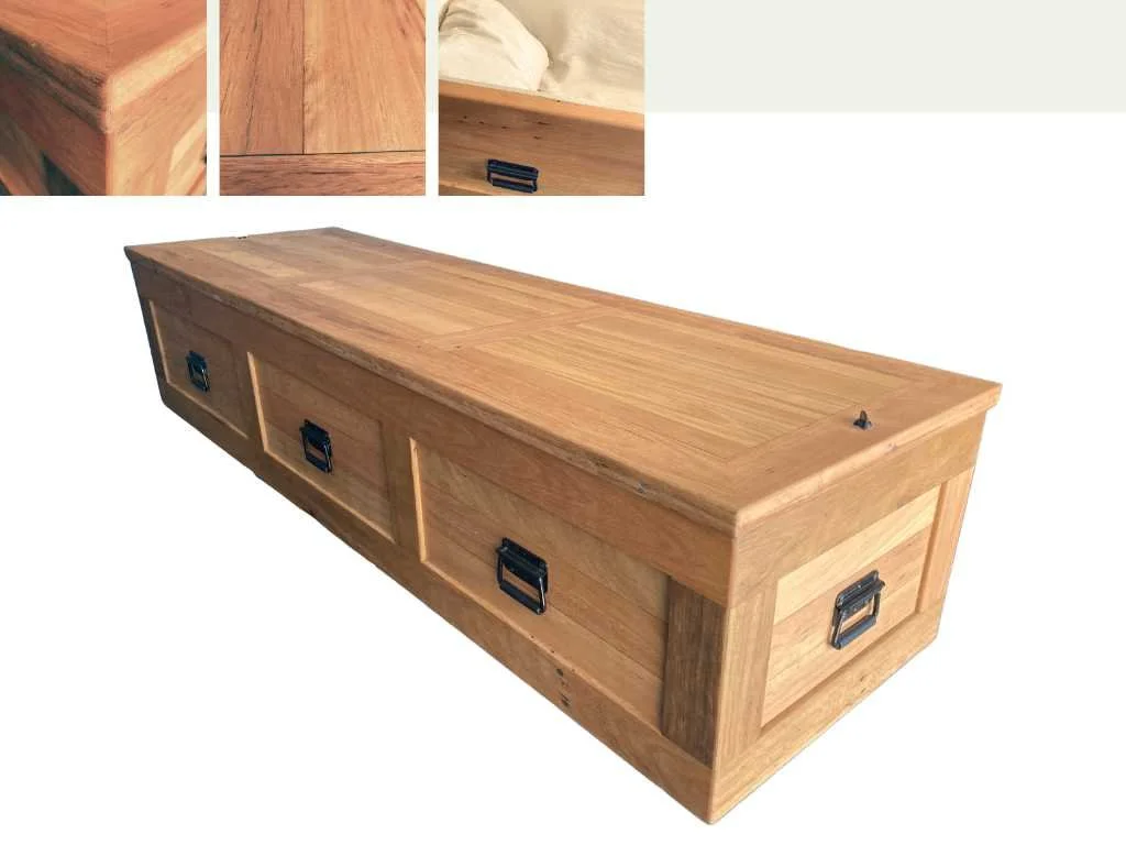 Waratah casket