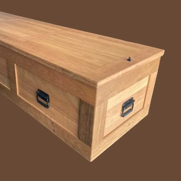 Waratah Casket - close up