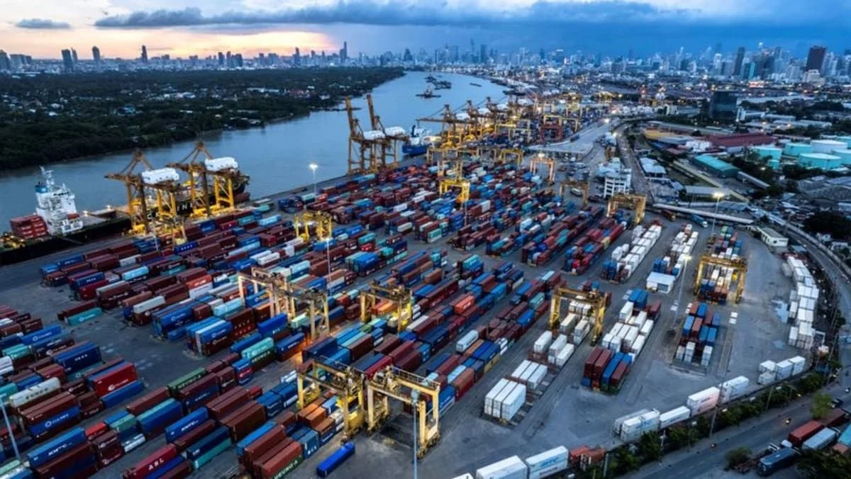 Global: The Conflict Playbook — Escalation, De-escalation, Negotiation, and Economic Risks