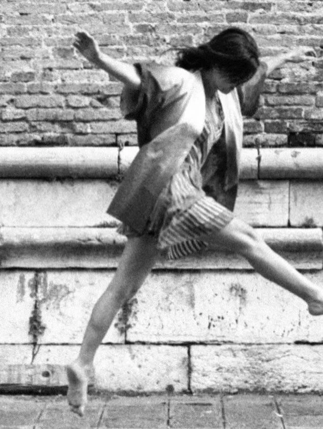 &copy;️ @federico_drigo 🤩📷

@cortedellarte @annemourier @monairhyman 

#art #photoshoot #paintedclothes #venise #artinvenice