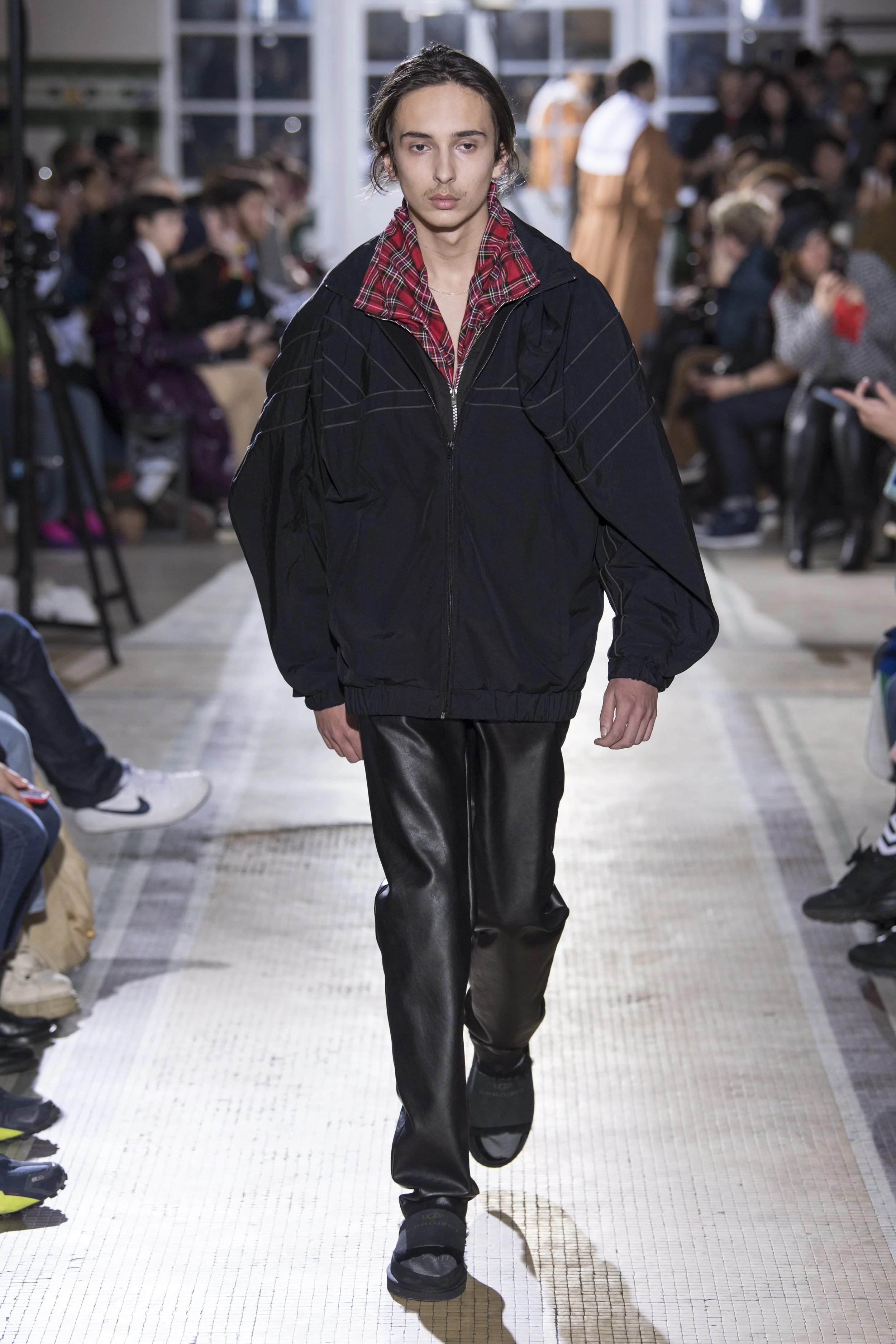Y-Project_Men_FW18-19_Look_07.jpg