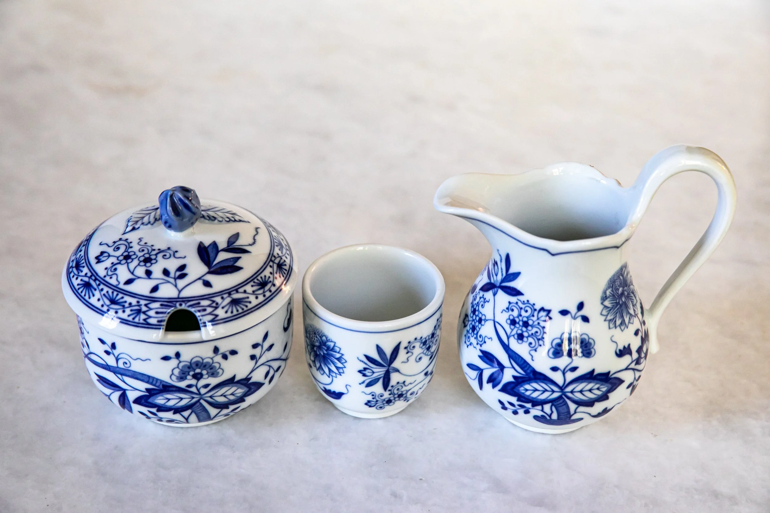 HUTSCHENREUTHER SUGAR BOWLS AND CREAMER 