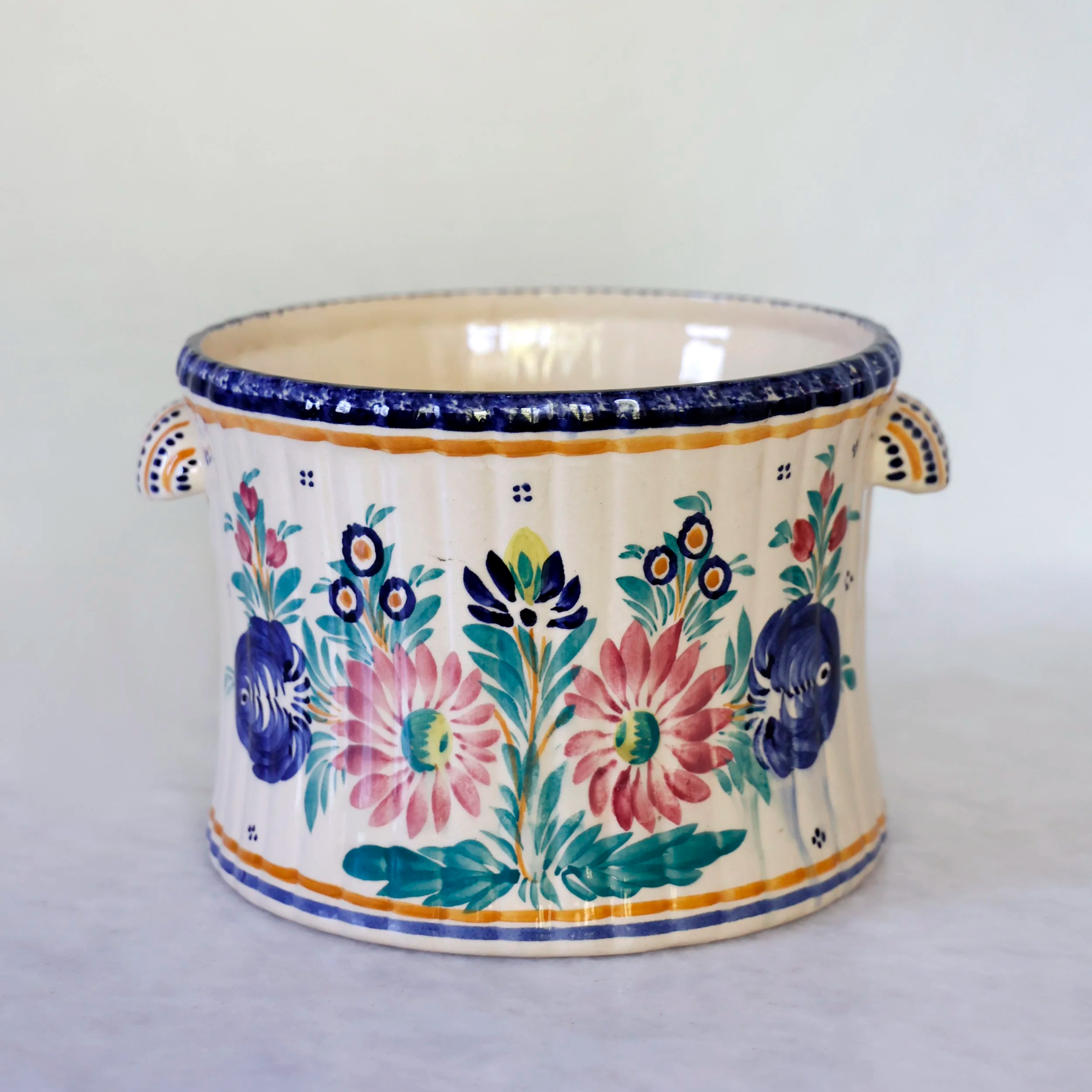 VINTAGE QUIMPER CACHEPOT 