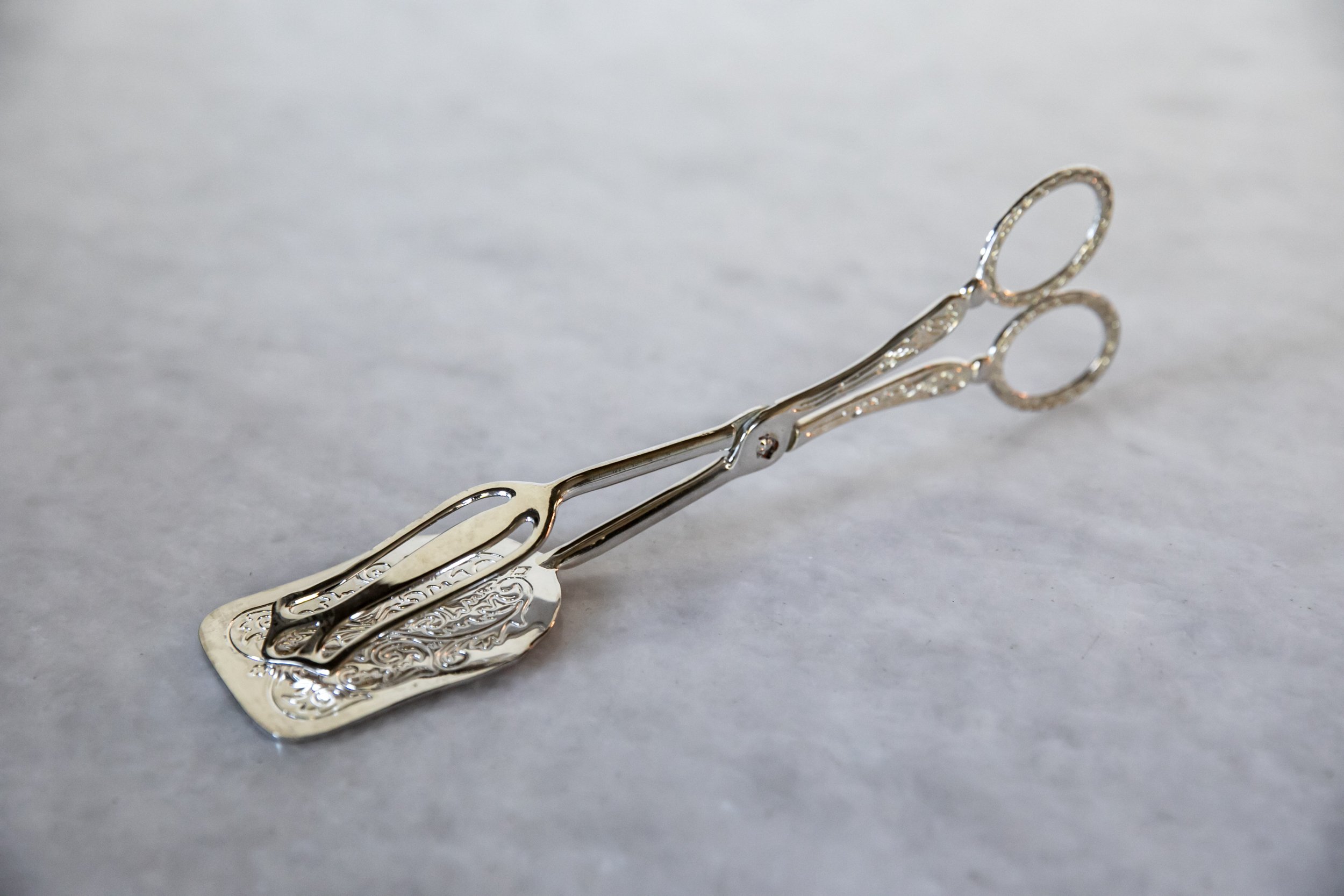 VINTAGE TONGS