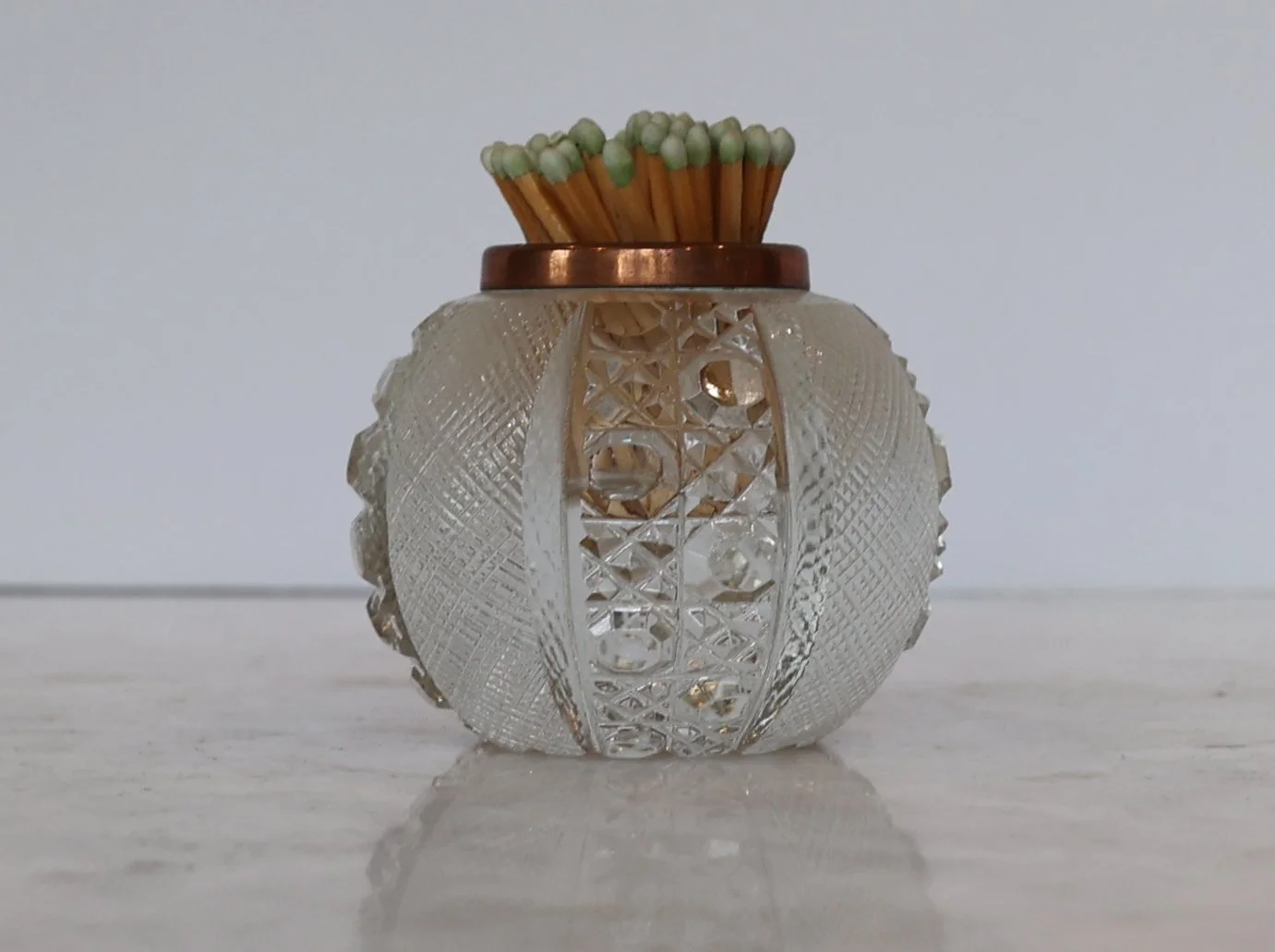 VINTAGE CRYSTAL MATCH STRIKER 