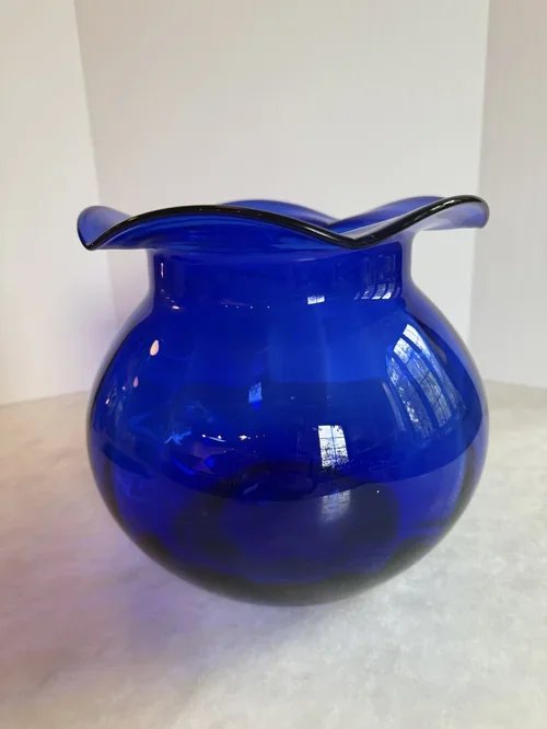 VINTAGE COBALT BLUE VASE