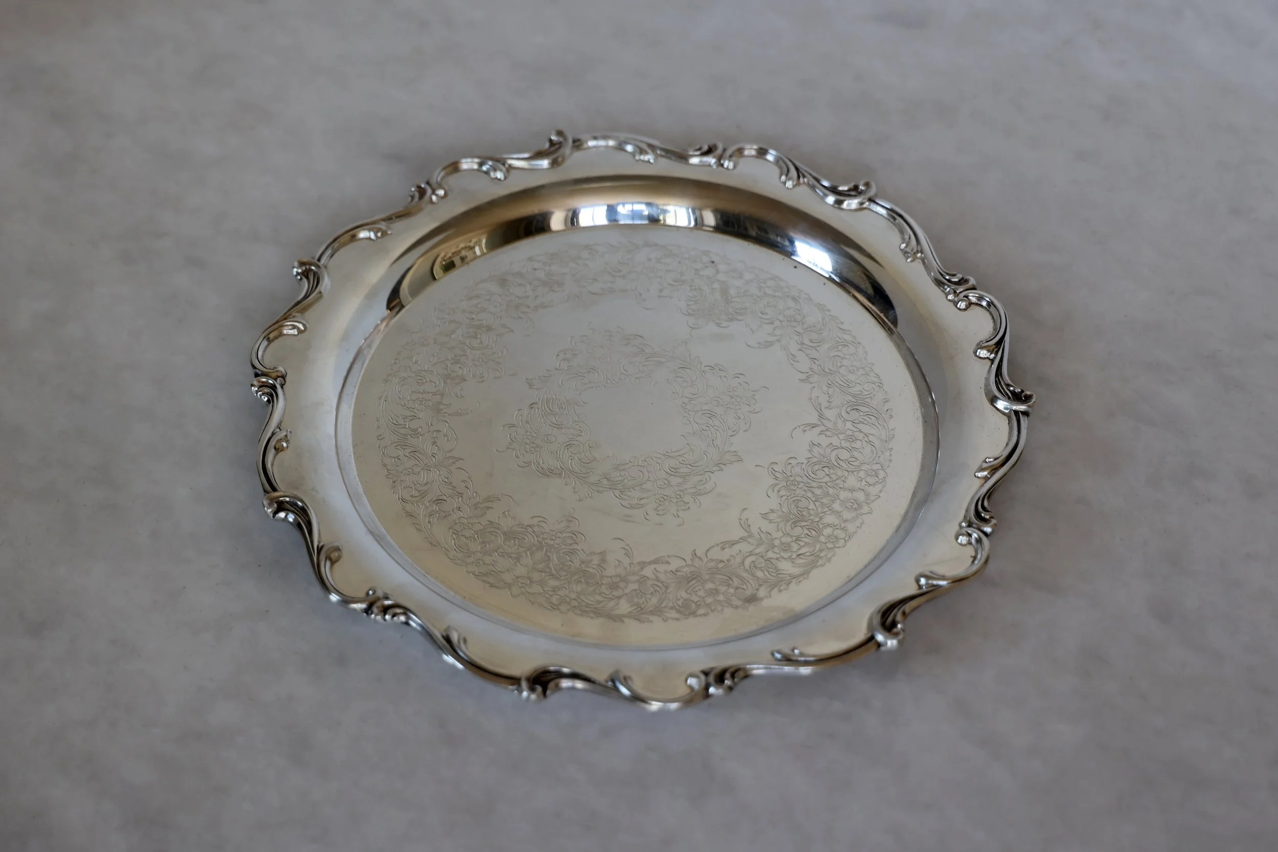 VINTAGE WILCOX SILVER - PLATED PLATTER WITH FLORAL EDGE