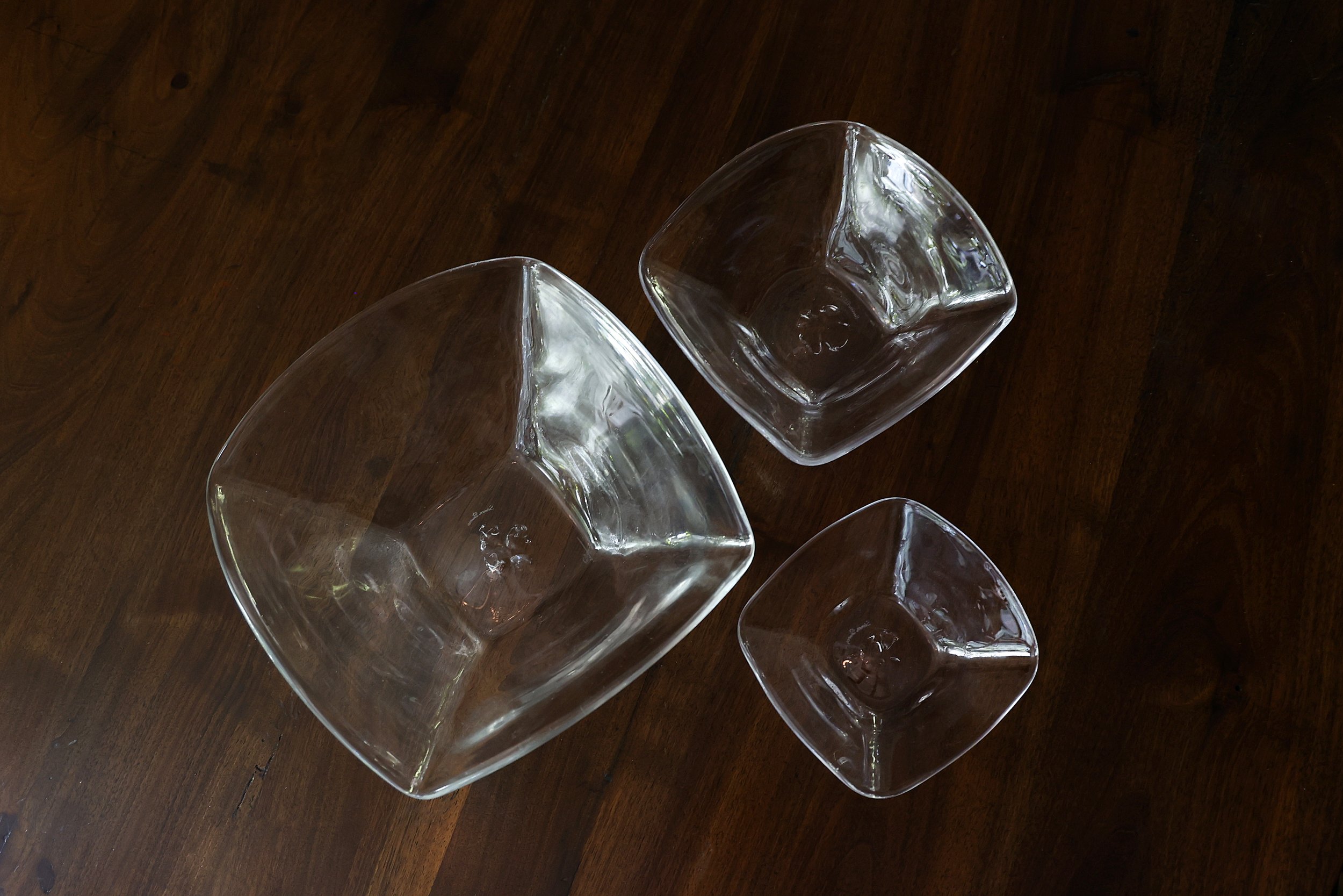 VINTAGE SIMON PEARCE GLASS BOWLS