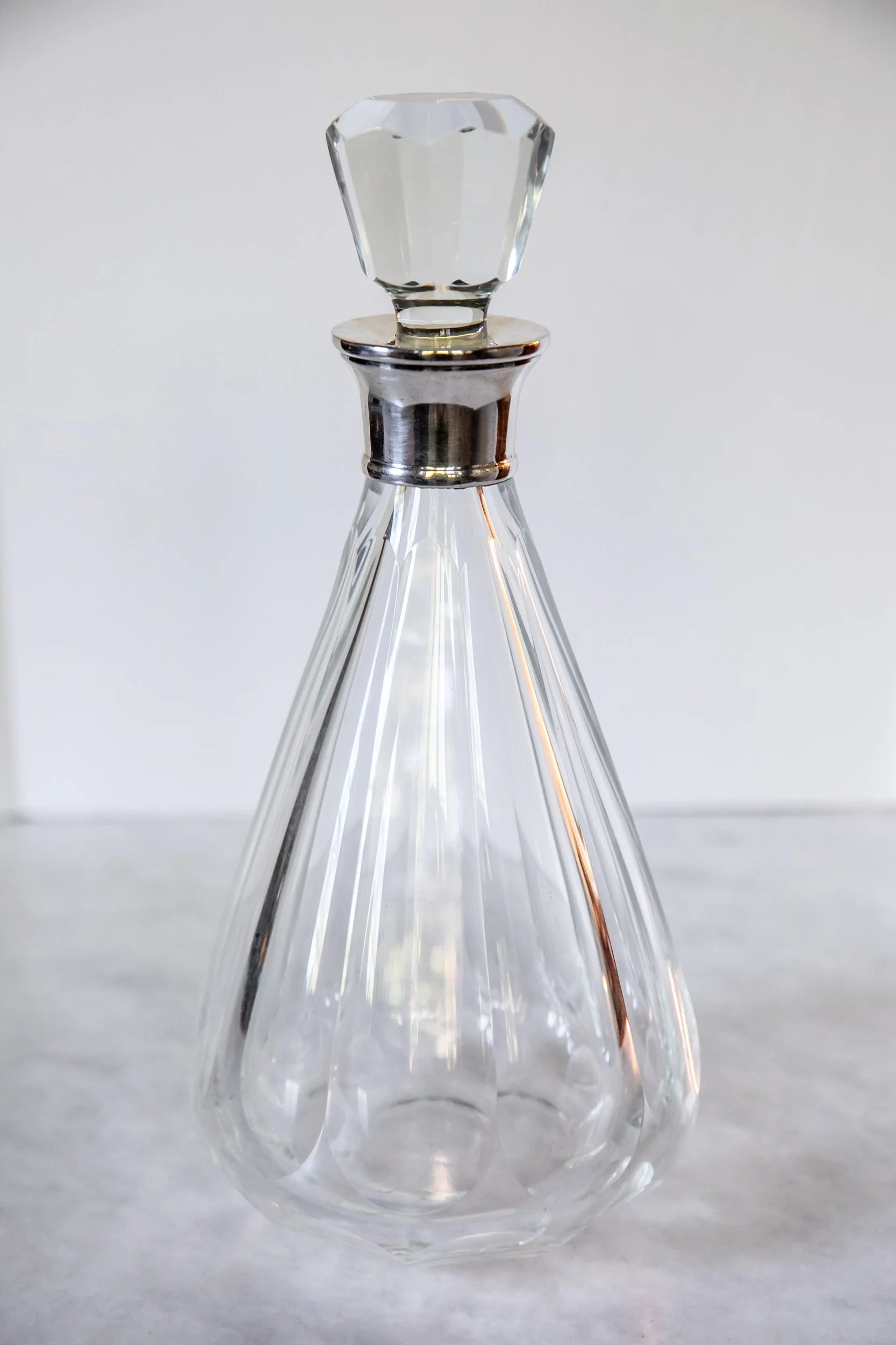 PLATA LAPPAS HAND CUT DECANTER