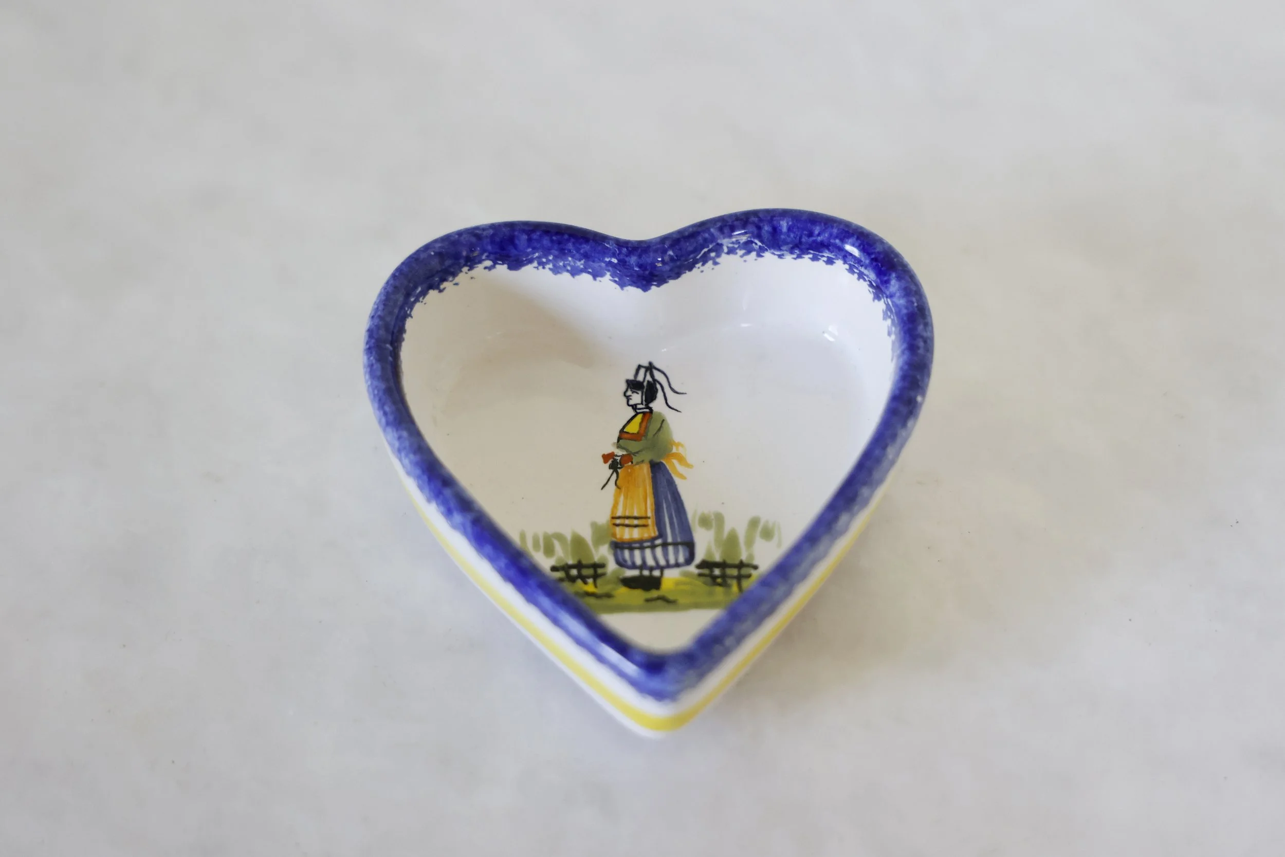 QUIMPER HEART SHAPED BOWL 