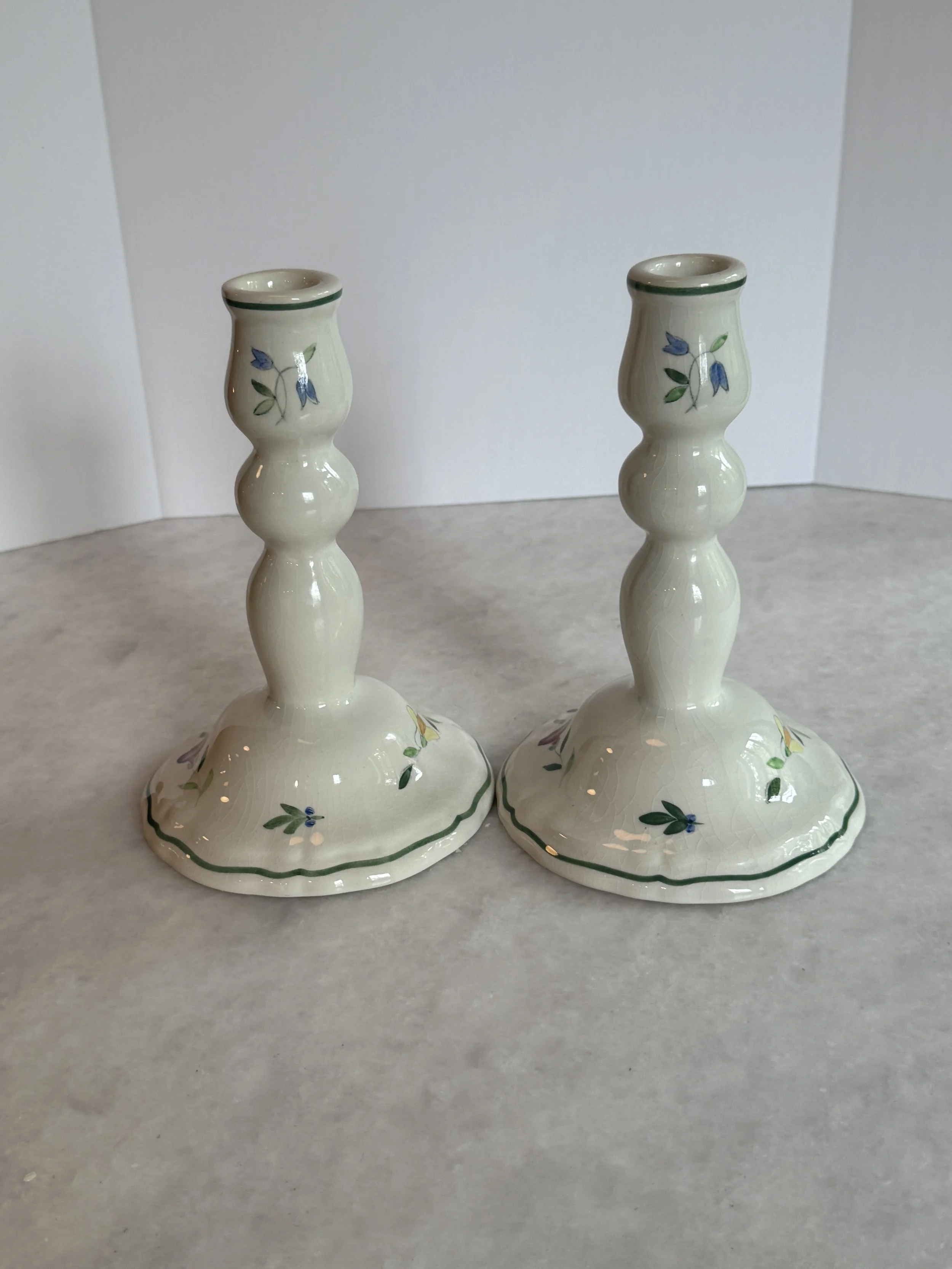 VINTAGE FLORAL CANDLESTICKS 