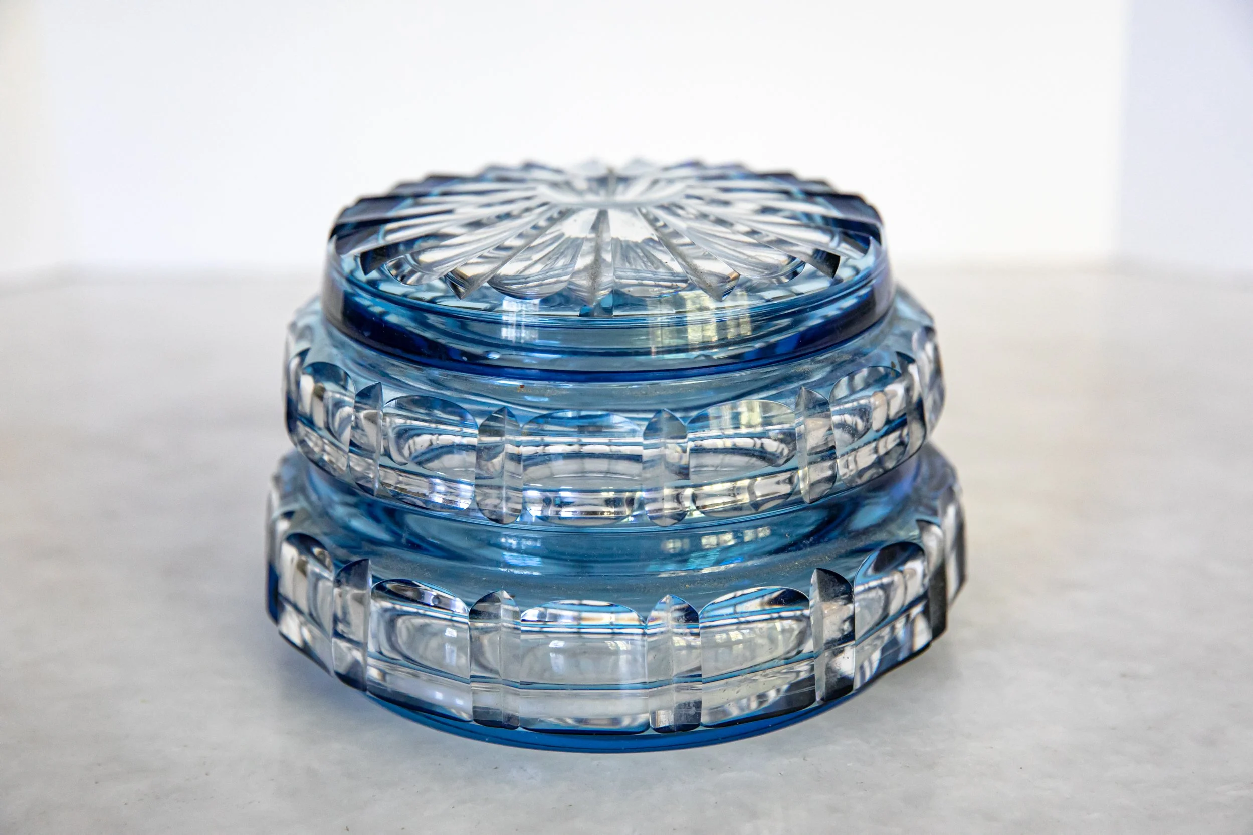 VAL SAINT LAMBERT JEWELRY OR CANDY JAR WITH LID 