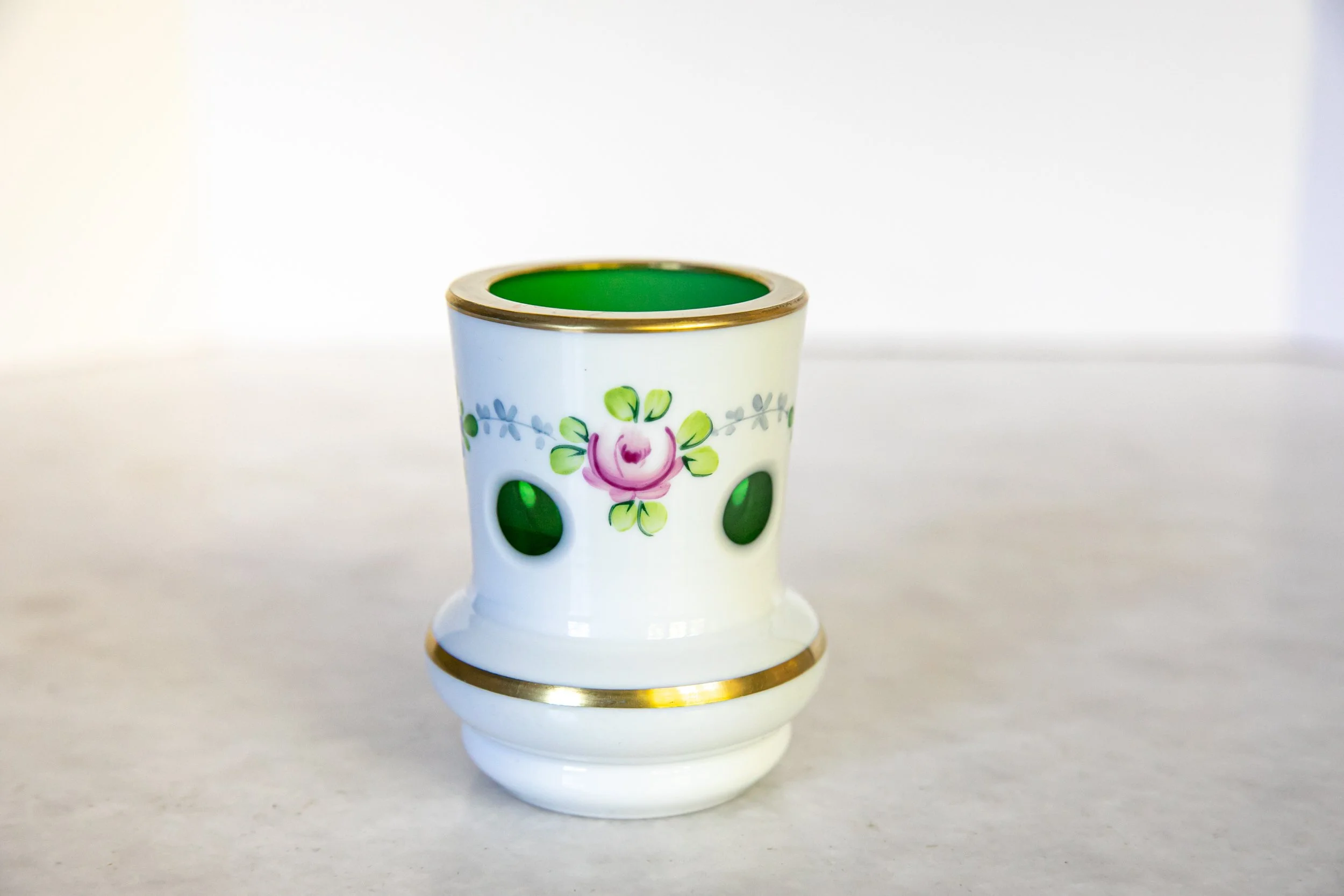 PORCELAIN CIGARETTE HOLDER OR VASE