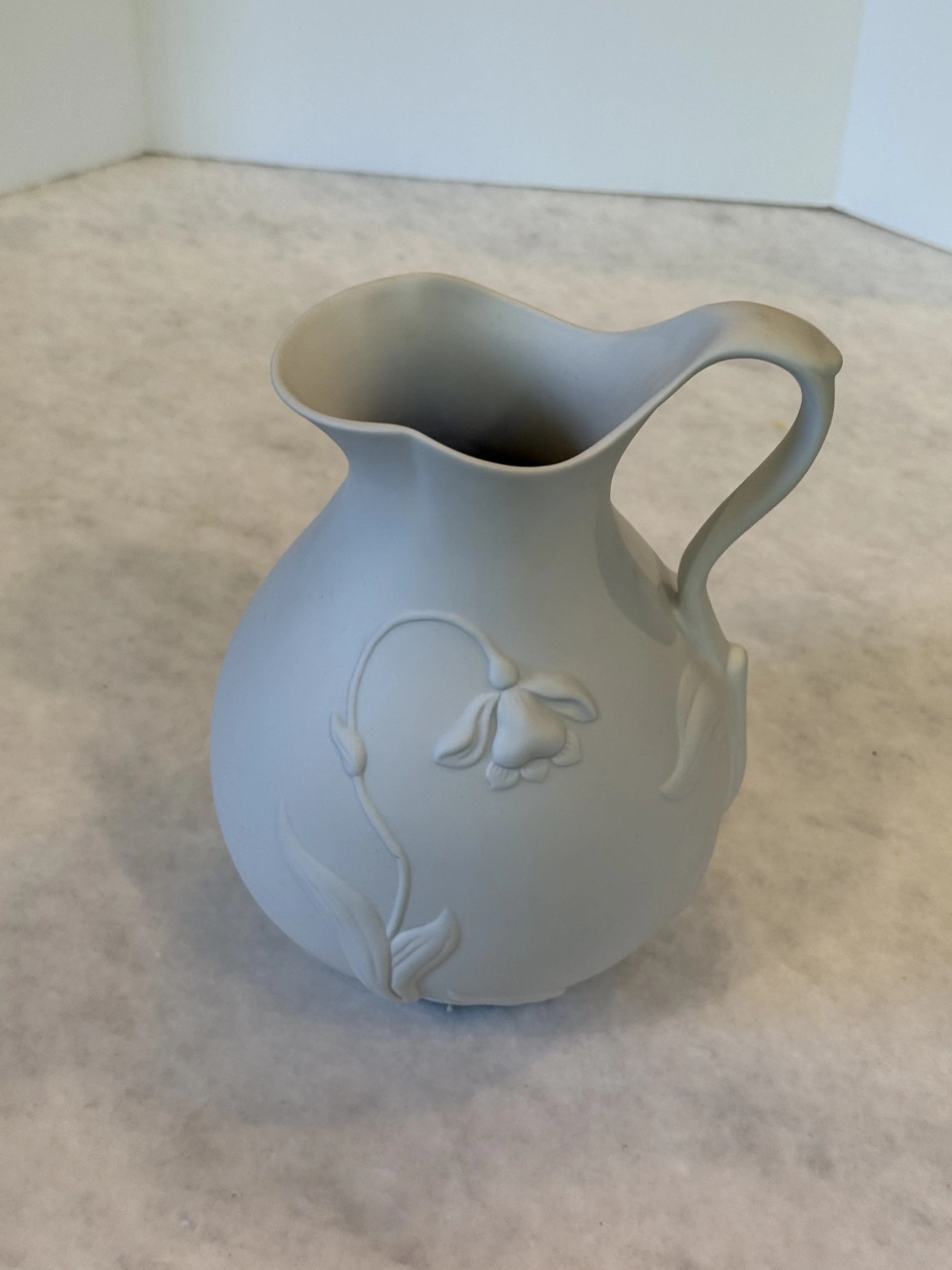 Metropolitan Museum of Art 1993 Jonquil Pitcher
