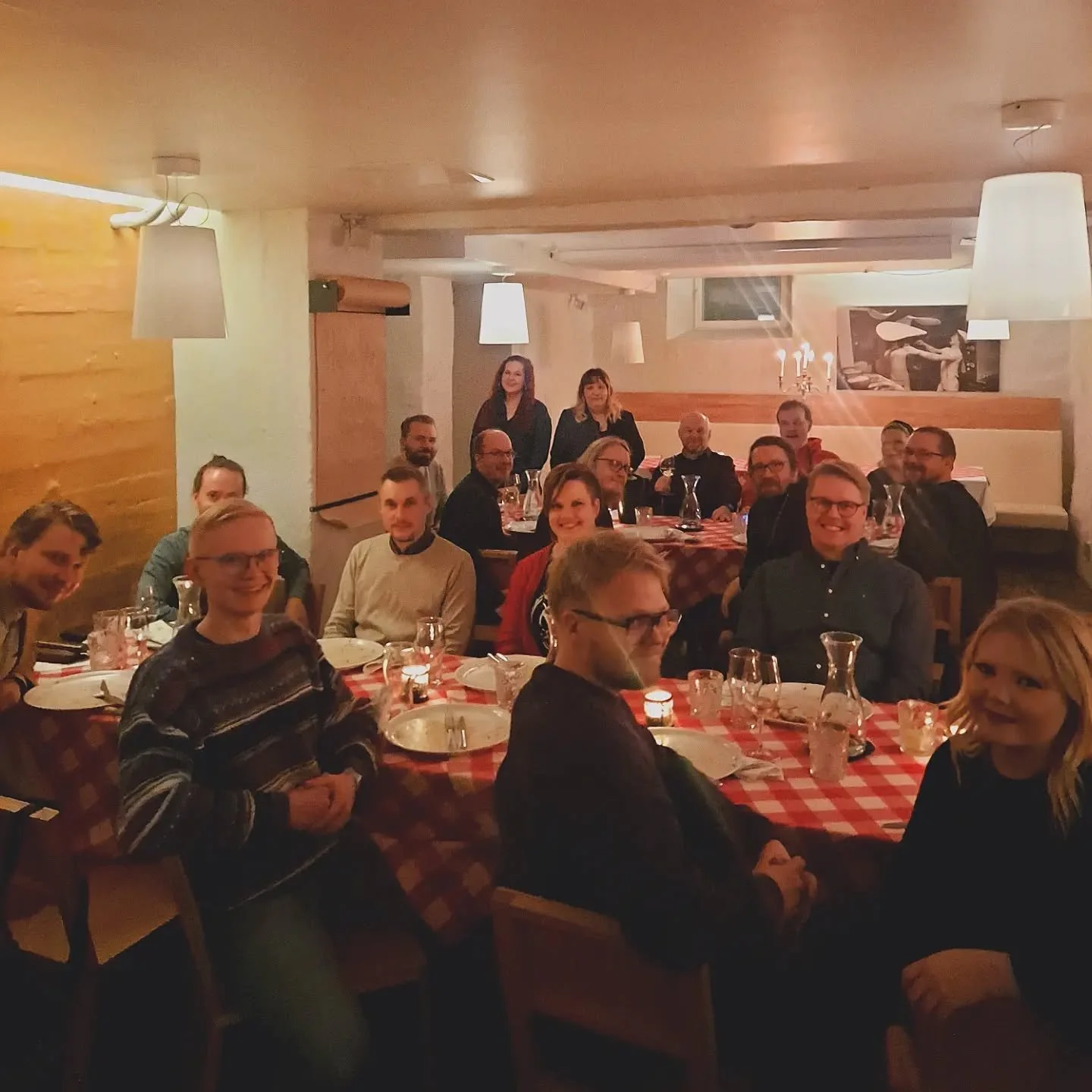 Eilen juhlistimme kulunutta vuotta pikkujoulujen merkeiss&auml;. TT Big Band haluaa toivottaa kaikille hyv&auml;&auml; joulua ja viel&auml; parempaa uuttavuotta 2025! 🎄

#bigband #christmas #christmasparty #pikkujoulut