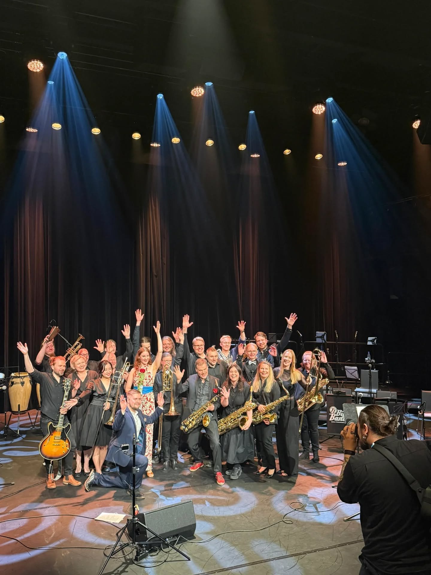 Ja n&auml;in on kuningatar palannut Ouluun! Kiitos upealle solistillemme @miiamarjaana.laitinen ja viel&auml; upeammalle yleis&ouml;llemme! Konsertin my&ouml;t&auml; toivotamme kaikille oikein hyv&auml;&auml; kes&auml;n alkua ☀️

TT Big Bandin soitto