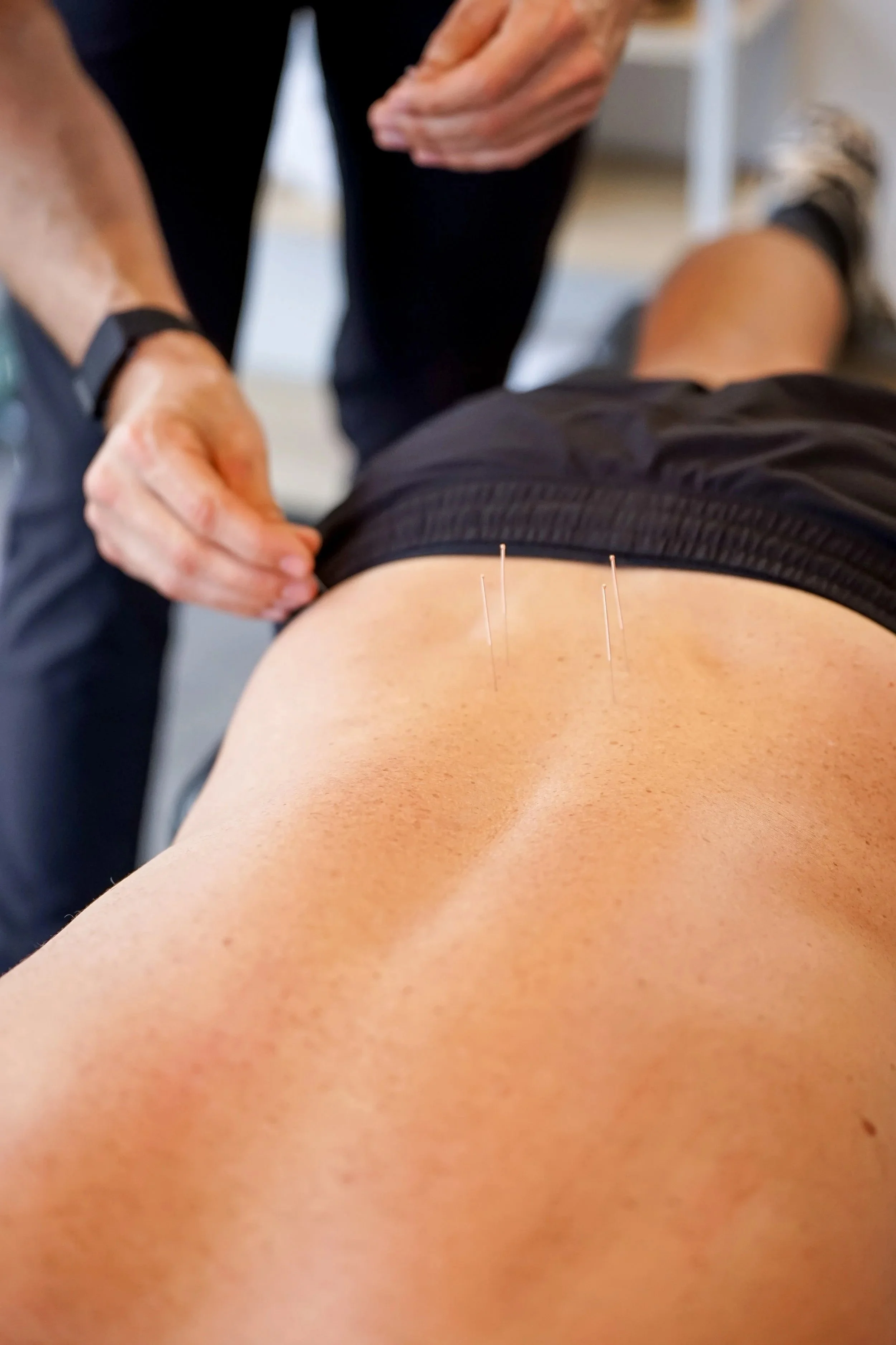 Lower Back Pain After Squats: Causes, Red Flags, and How to Fix It For Good