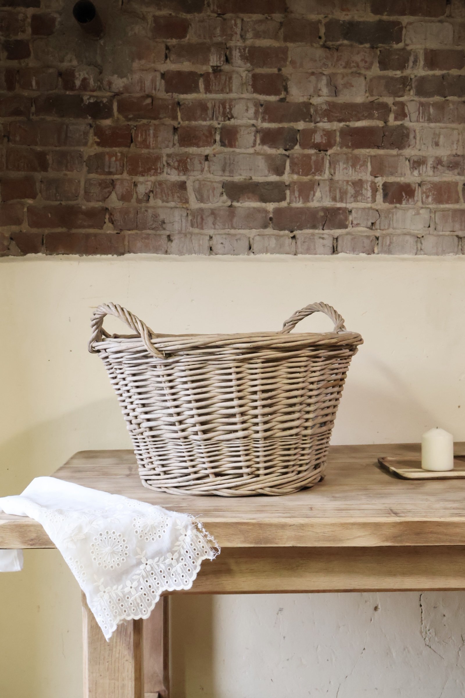 Grand panier en osier