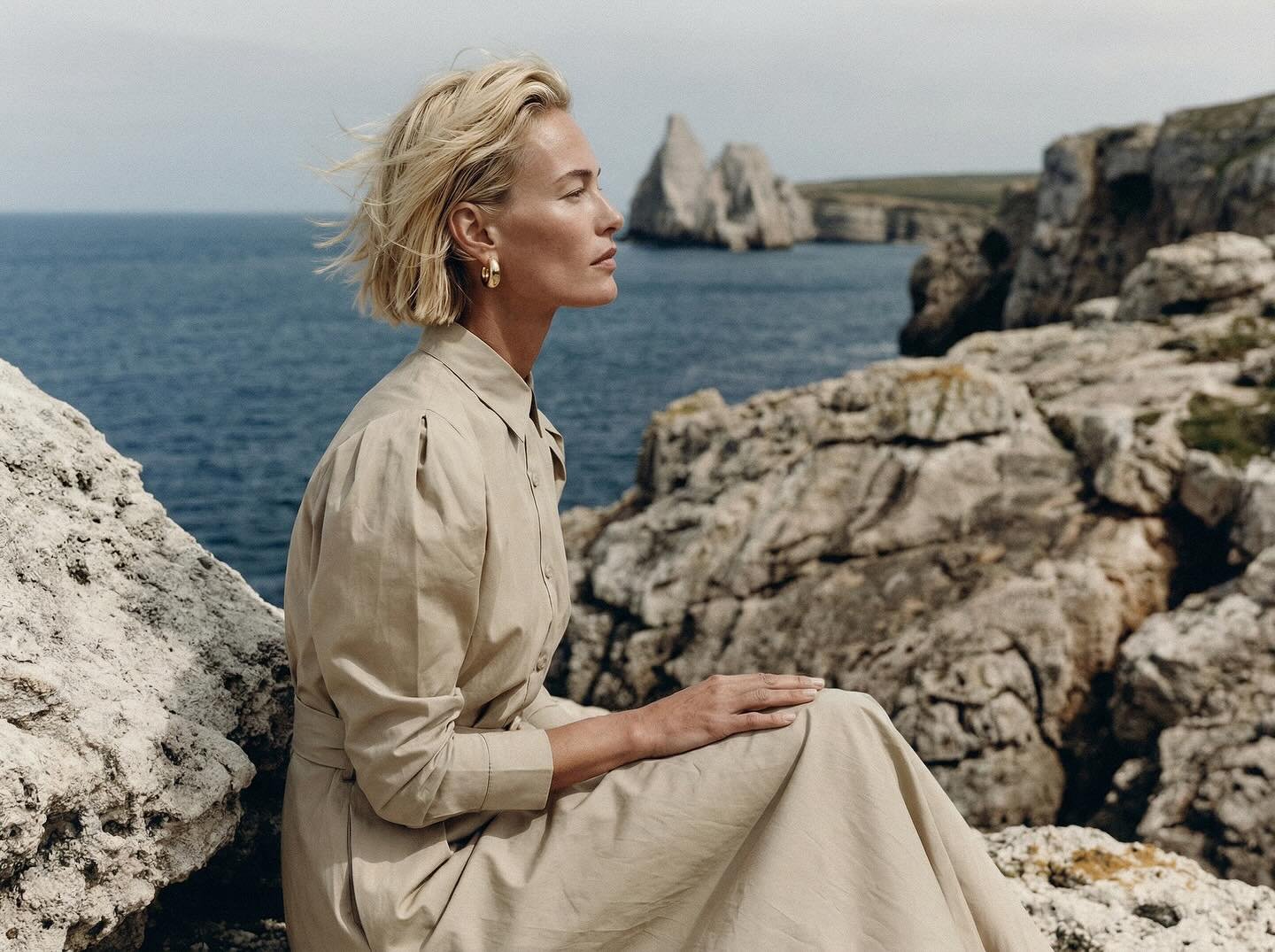 Erschaffe deinen eigenen Ki Avatar und erwecke eine Geschichte zum Leben #character #kiavatar #kiweiterbildung #aimodel #aiavatar 
@ivonne_veith @visualplayground.ai