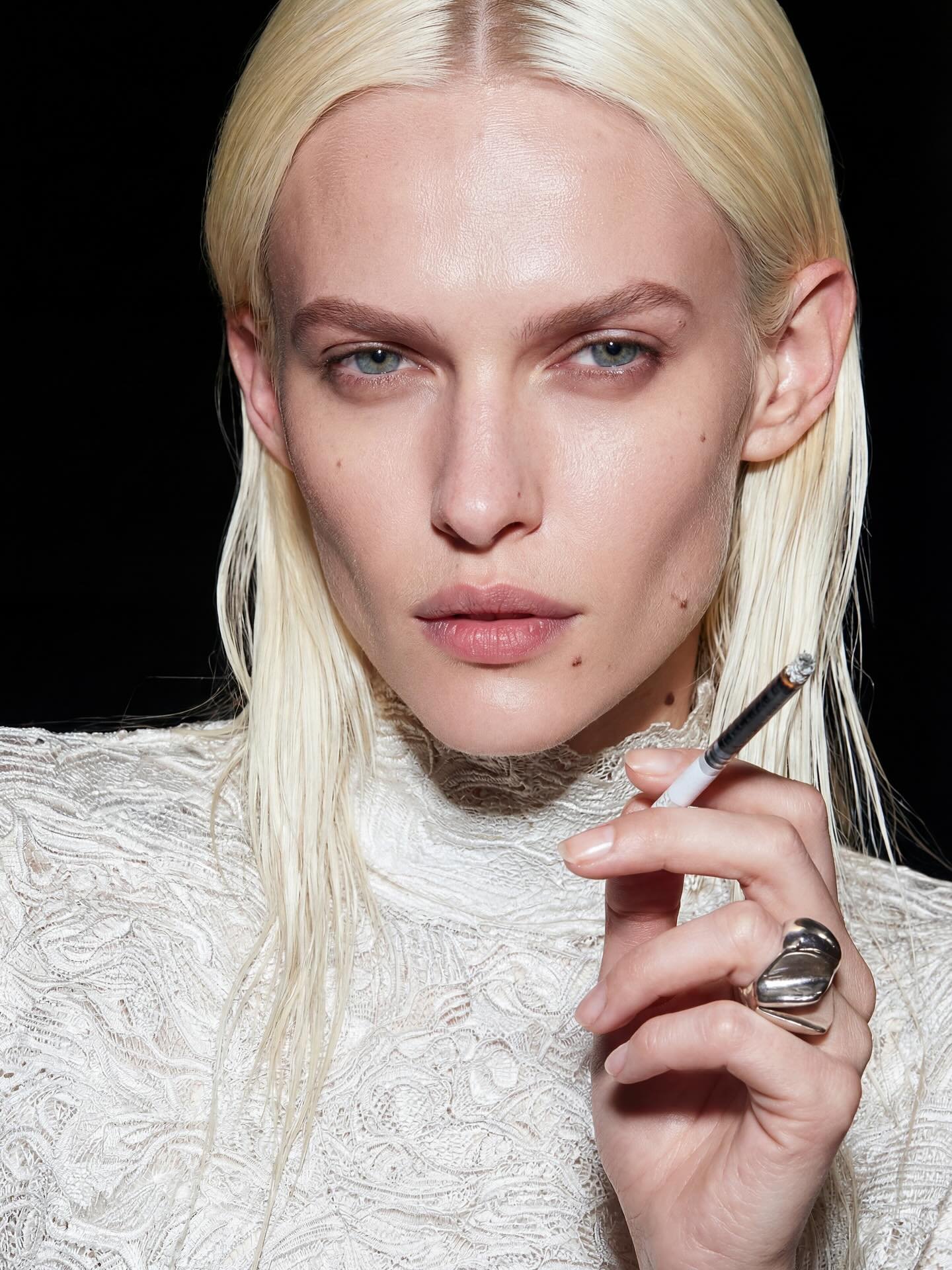 @monicamenez zeigt euch mit dieser Herangehensweise weitere kreative Einsatzmethoden f&uuml;r Moodboards. 

#KiWeiterbildung #kiundkreativit&auml;t #kompassf&ouml;rderung