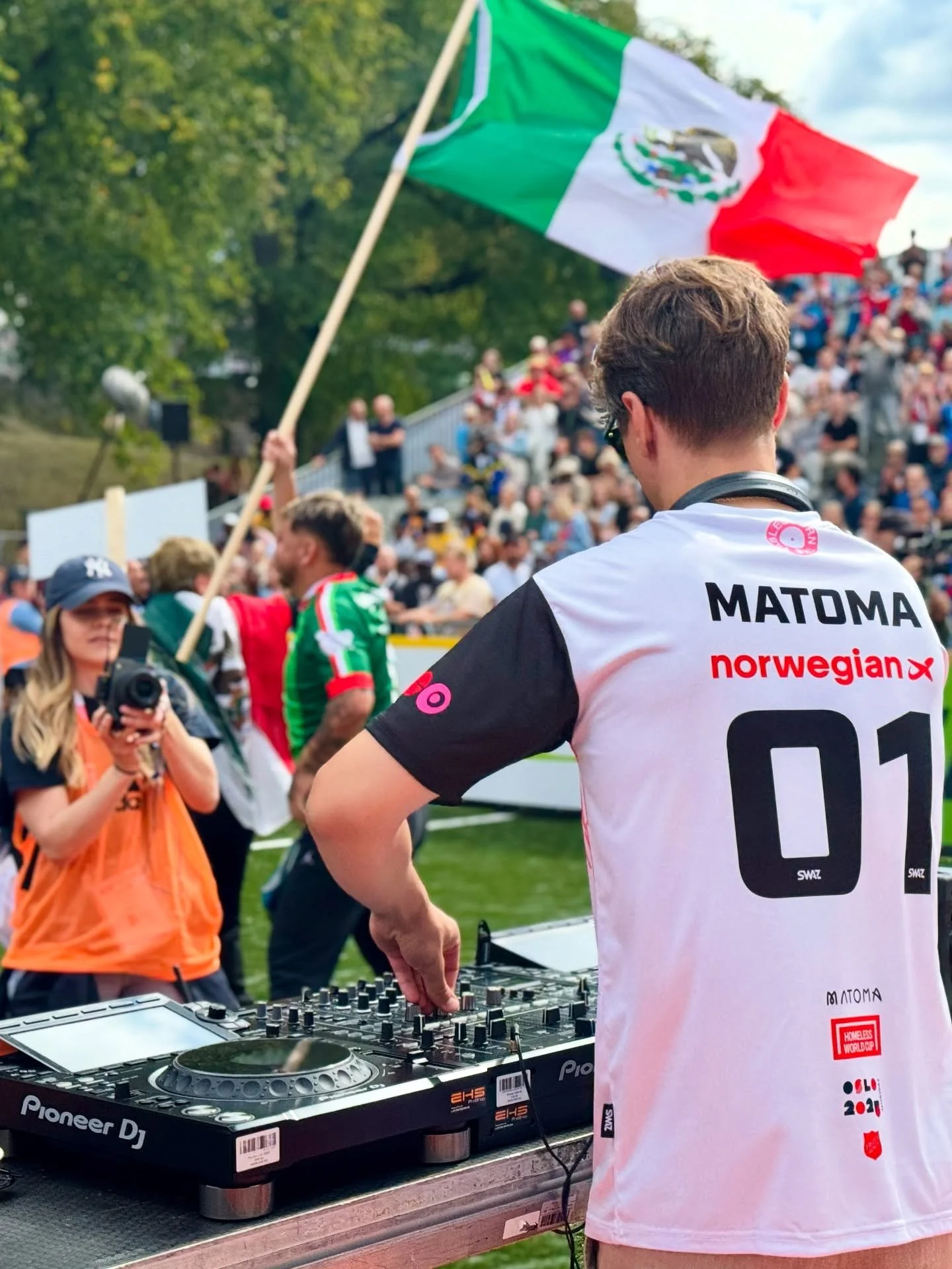 Thank you @homelessworldcup - INCREDIBLE 

Next stop Mexico City 🇲🇽 

Reggaeton at the ready.