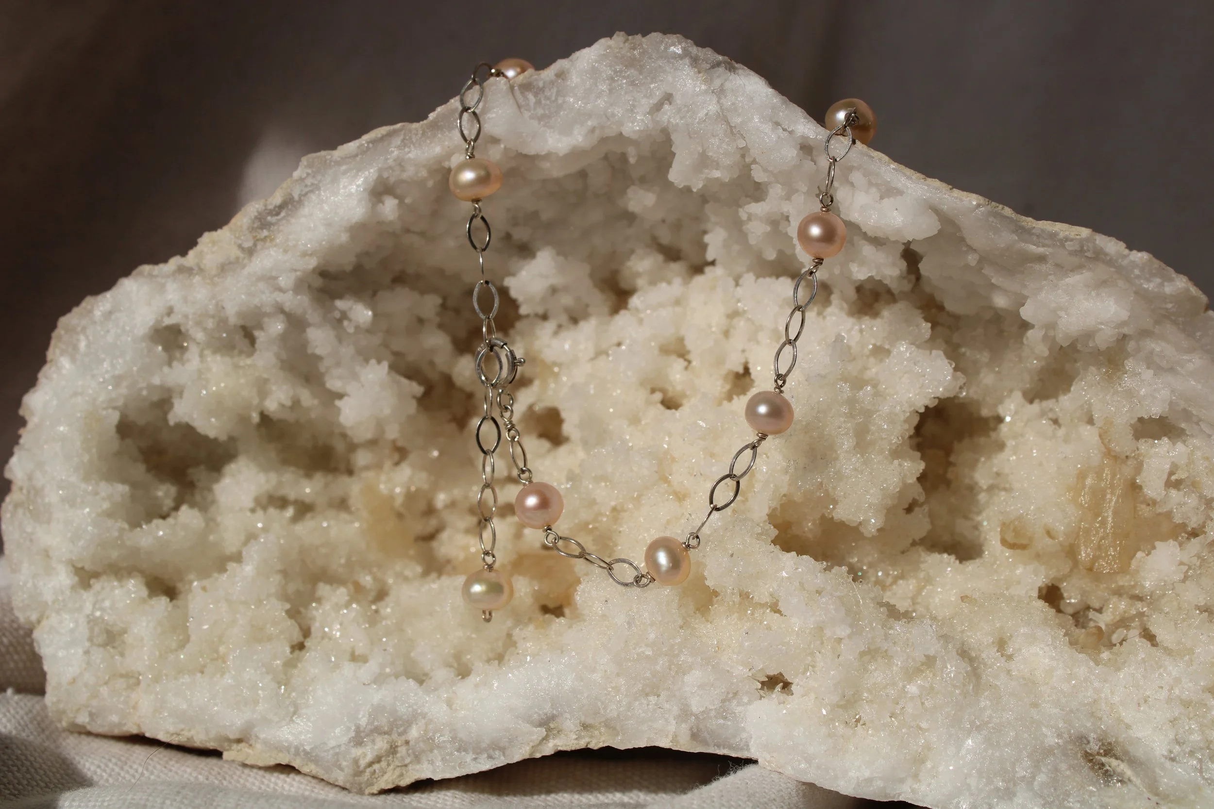 Peach Pearl Bracelet