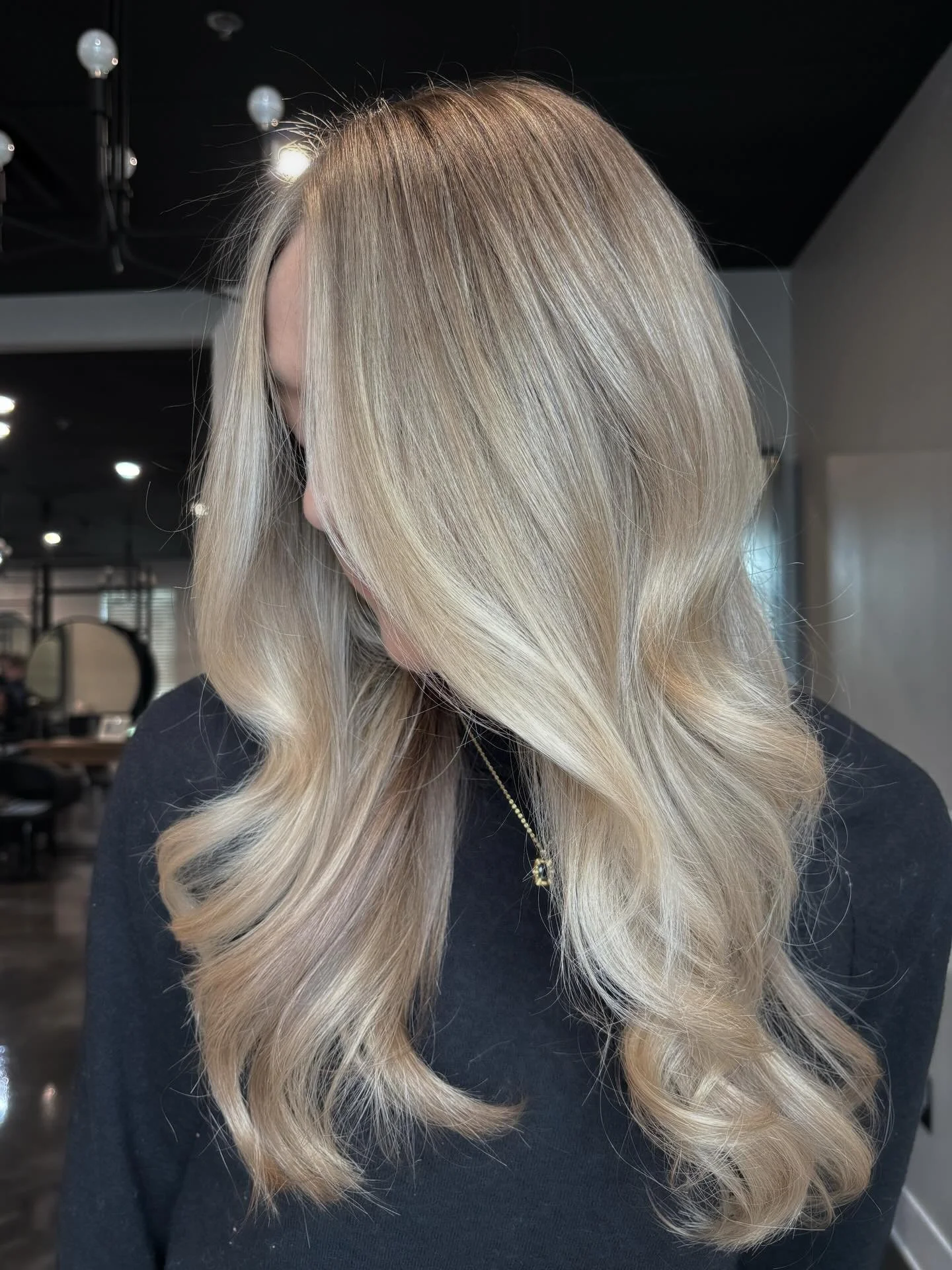 A little before and after for your Saturday! ⚡️

My lovely girl came in with a color depositing mask on her hair that never washed out 🥲 thankfully with a wet balayage and some foils we got her back to blonde🫶🏼