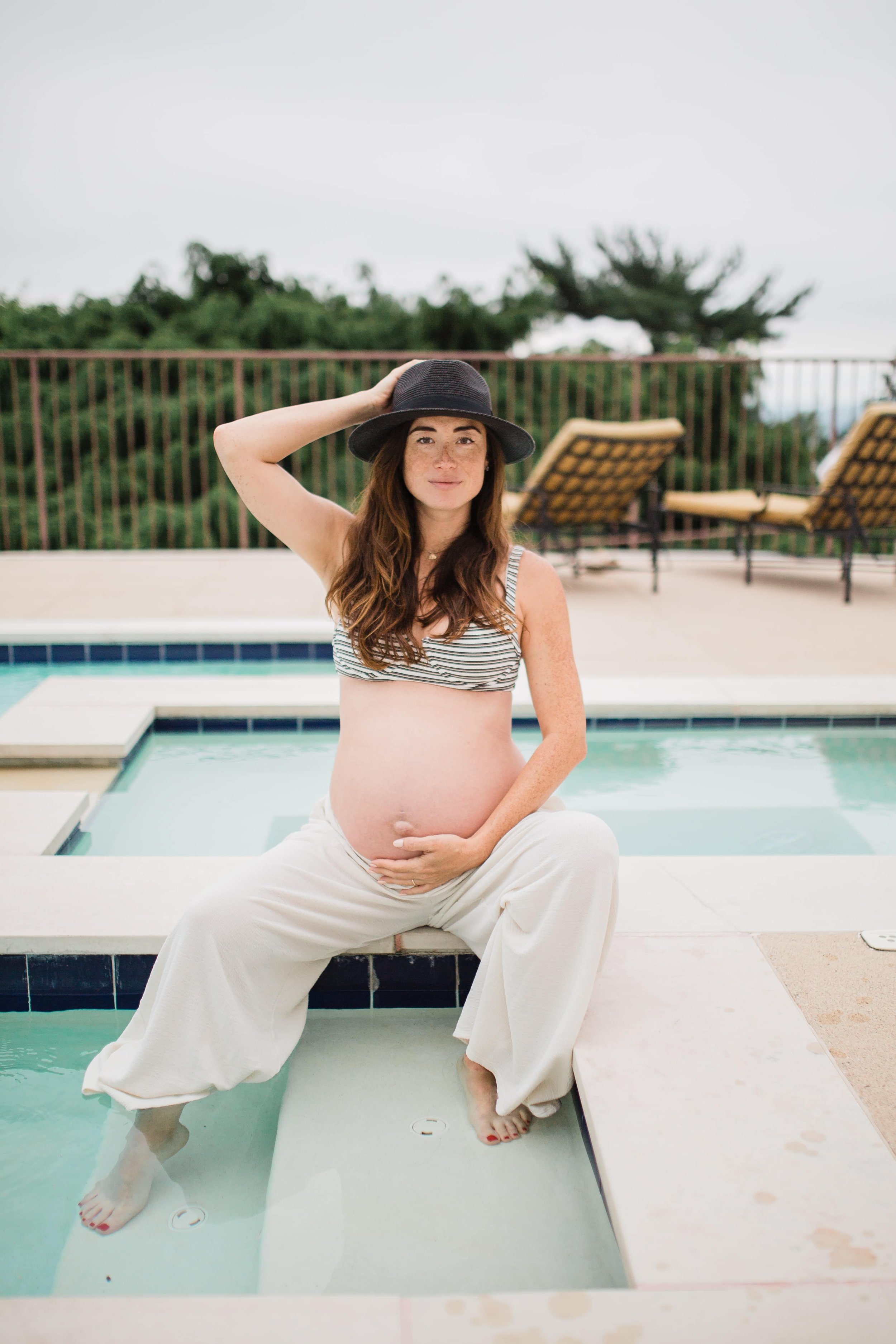Creative Maternity Shoot - Nina 9796-min-min.jpg