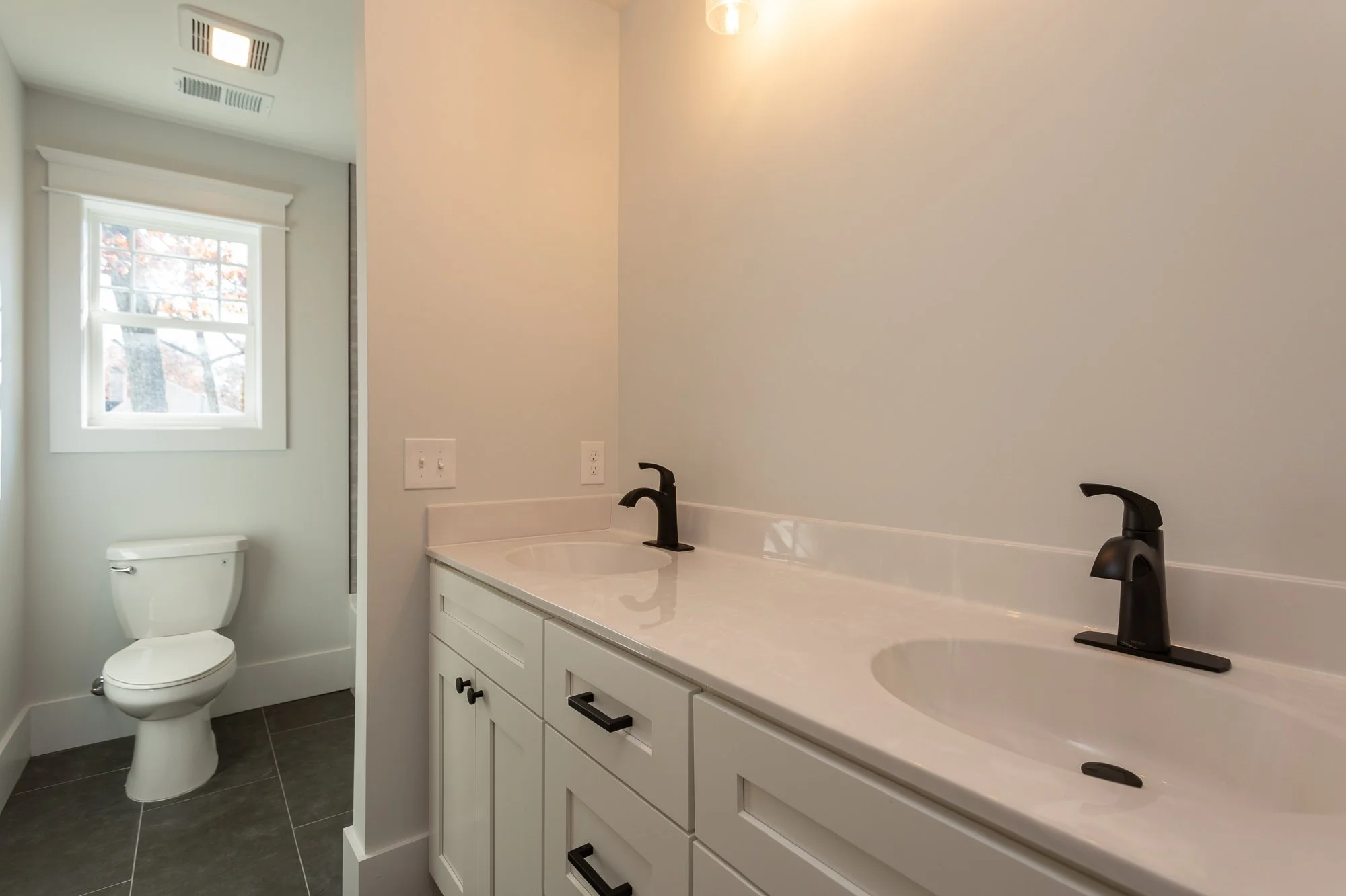 1840BreakersDrive-9.jpg