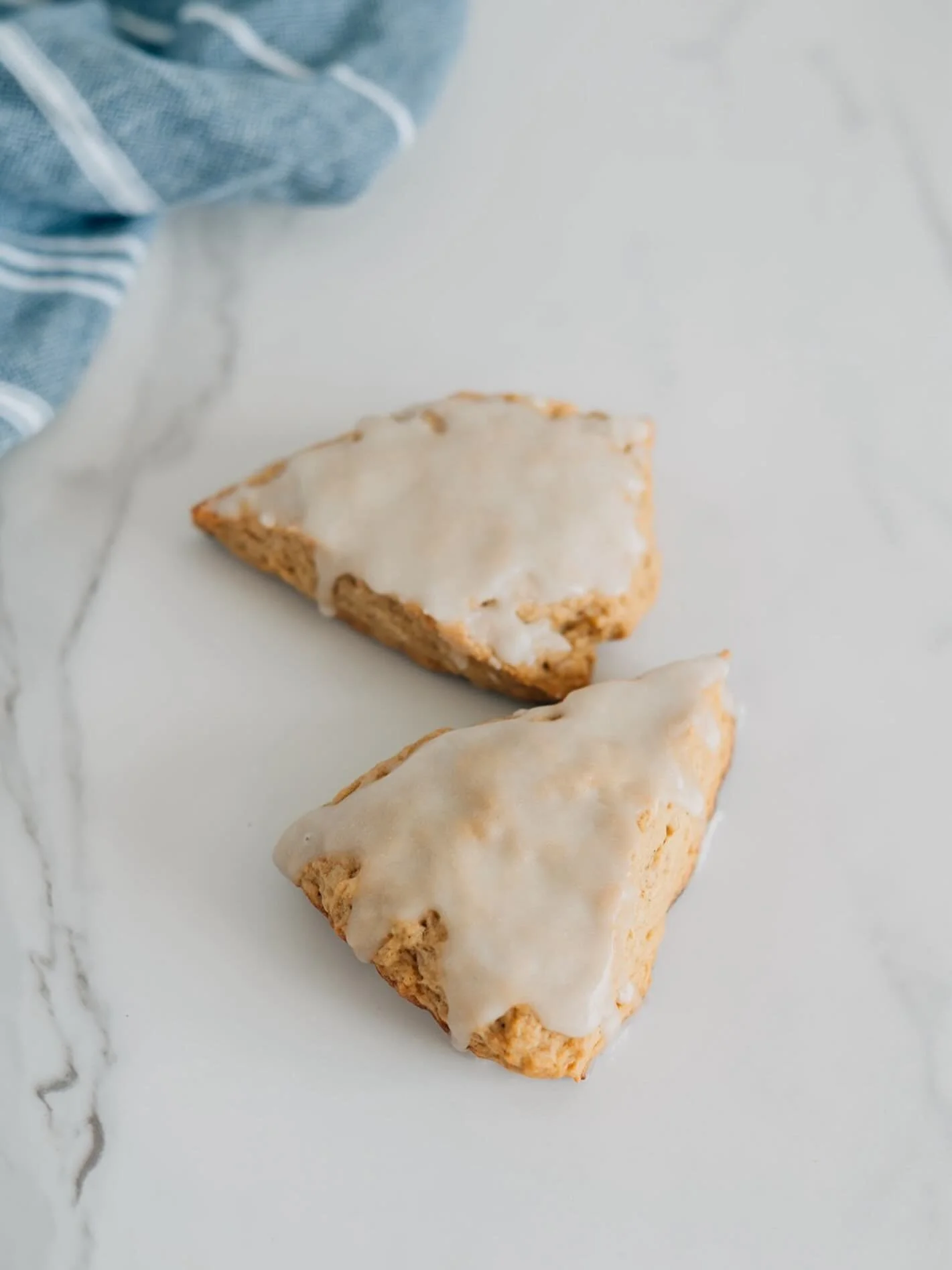 Our Gingerbread Scones are back, and they&rsquo;re one of my personal favorites.
Warm spices, a tender crumb, and just enough sweetness to feel comforting without feeling heavy.
They&rsquo;re a perfect way to ease out of the holidays while still hold