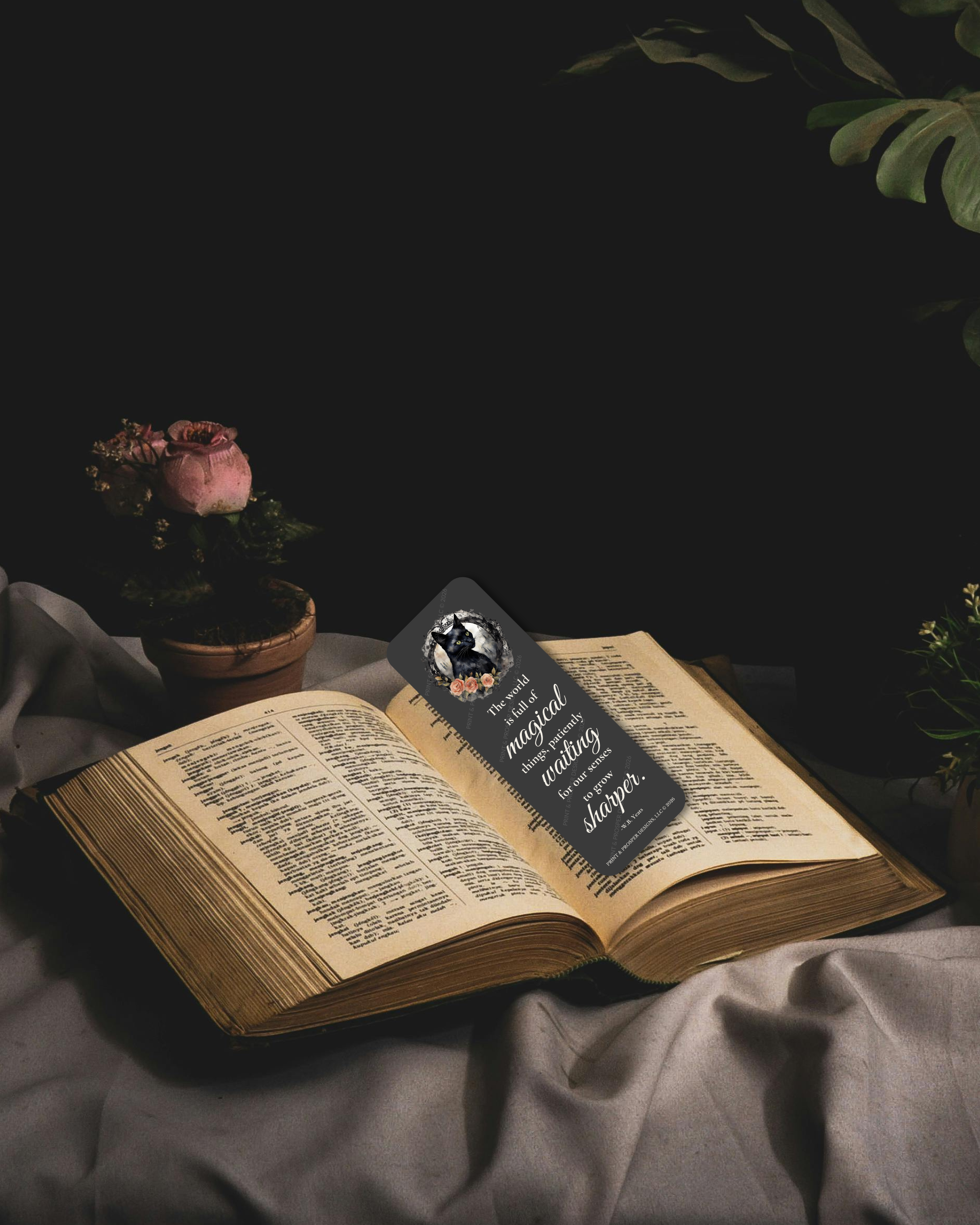 Elegant Bookmark Featuring Inspirational Quote - The World Is Full of Magical Things (Digital Download)