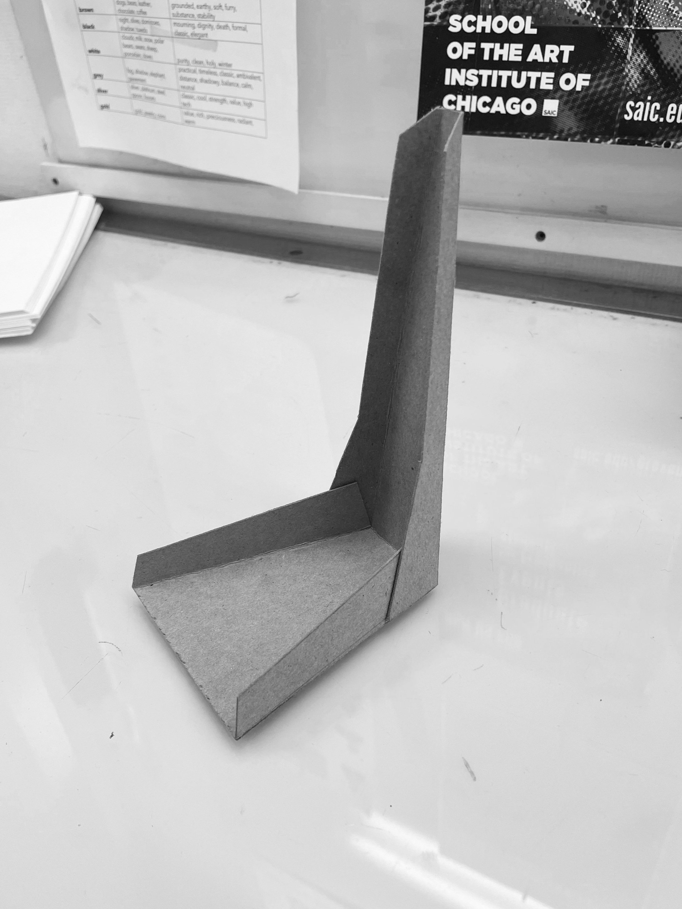 Early prototypes explored a single part design. This came with the drawback of the handle being too dirty for comfort