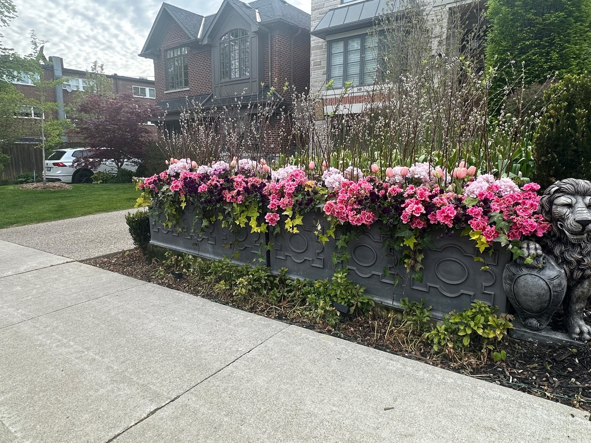It&rsquo;s always a pleasure to see how our clients bring these pieces to life. 

The lush, vibrant spring planting creates such a beautiful contrast against the traditional lead finish. 

These pieces were designed to be timeless, and seeing them in