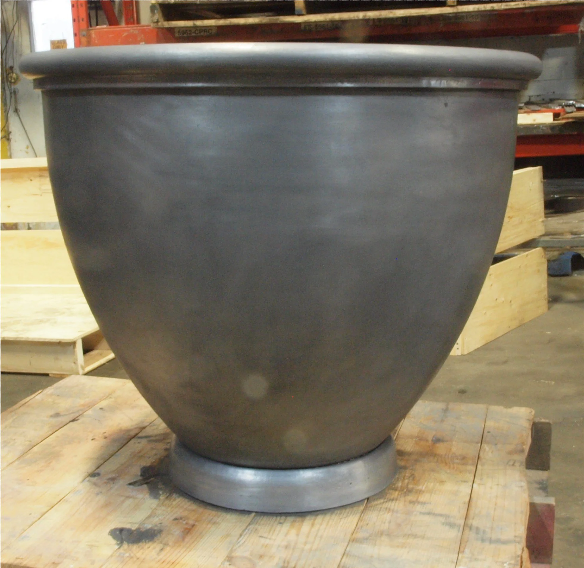small planter urn 