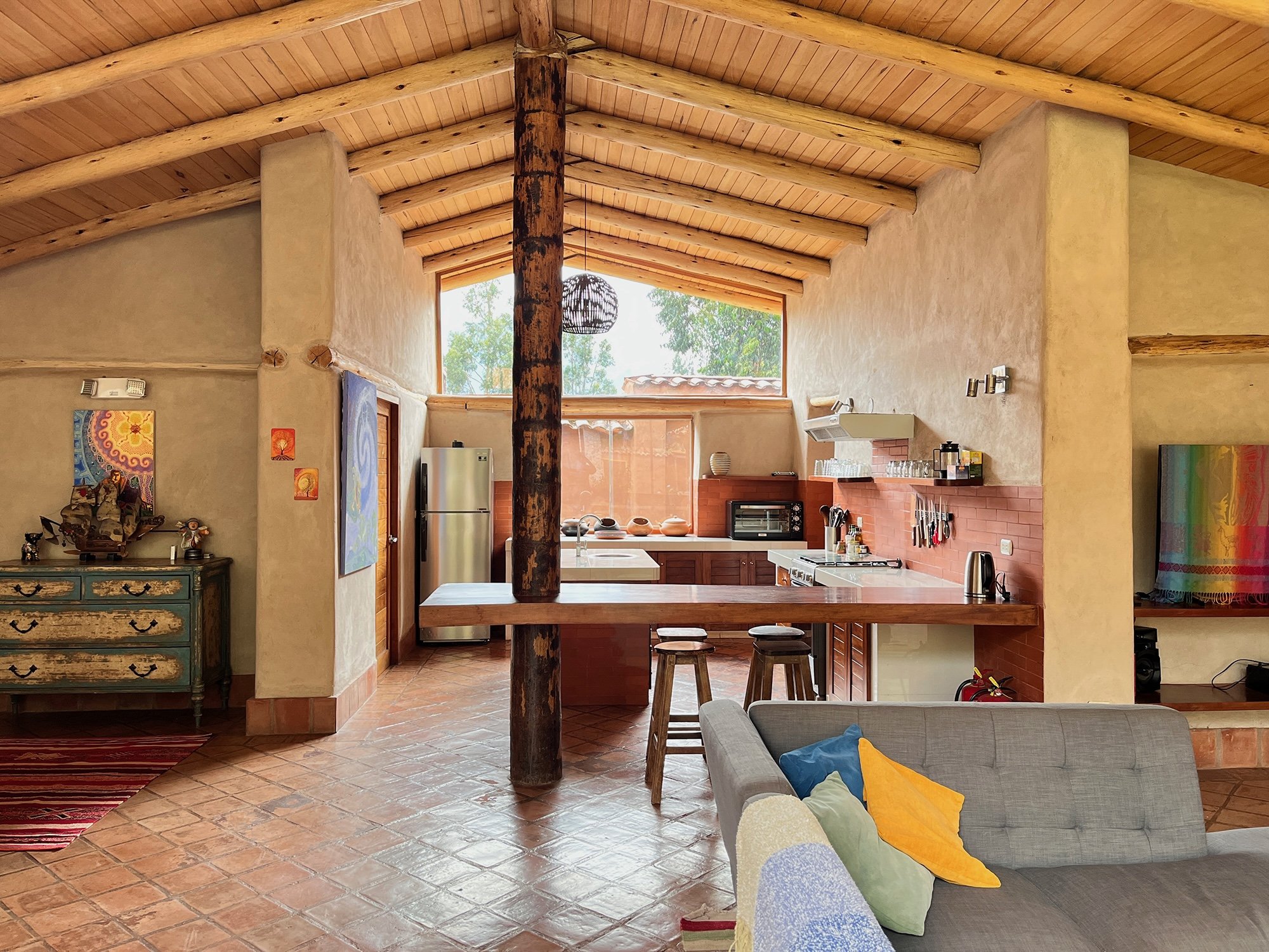 Residency_Public_Interior_Common_Area_Kitchen_IMG_2453.jpeg