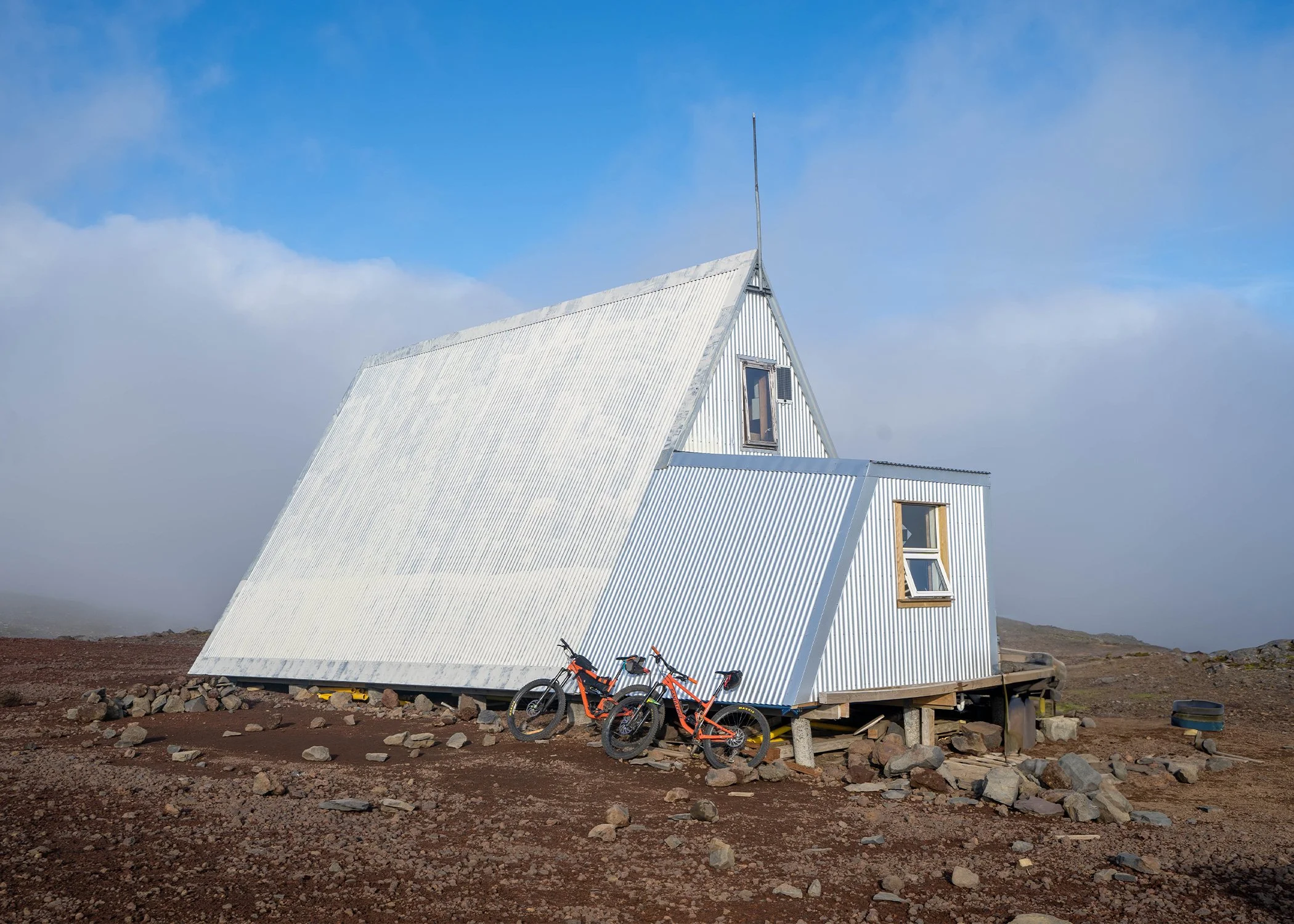 IcelandCottage.jpg