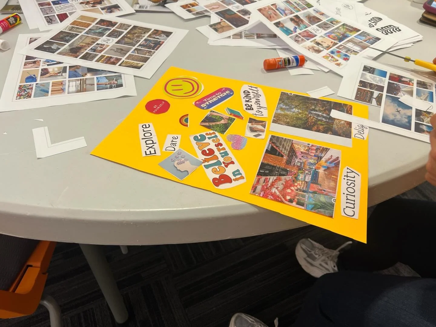 We had an amazing time making our 2026 vision boards and setting intentions for the year ✨🖼️📝 Thanks to everyone who joined in!